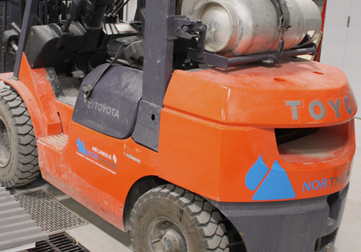 Lettrage équipements/ Mécanique Northerm