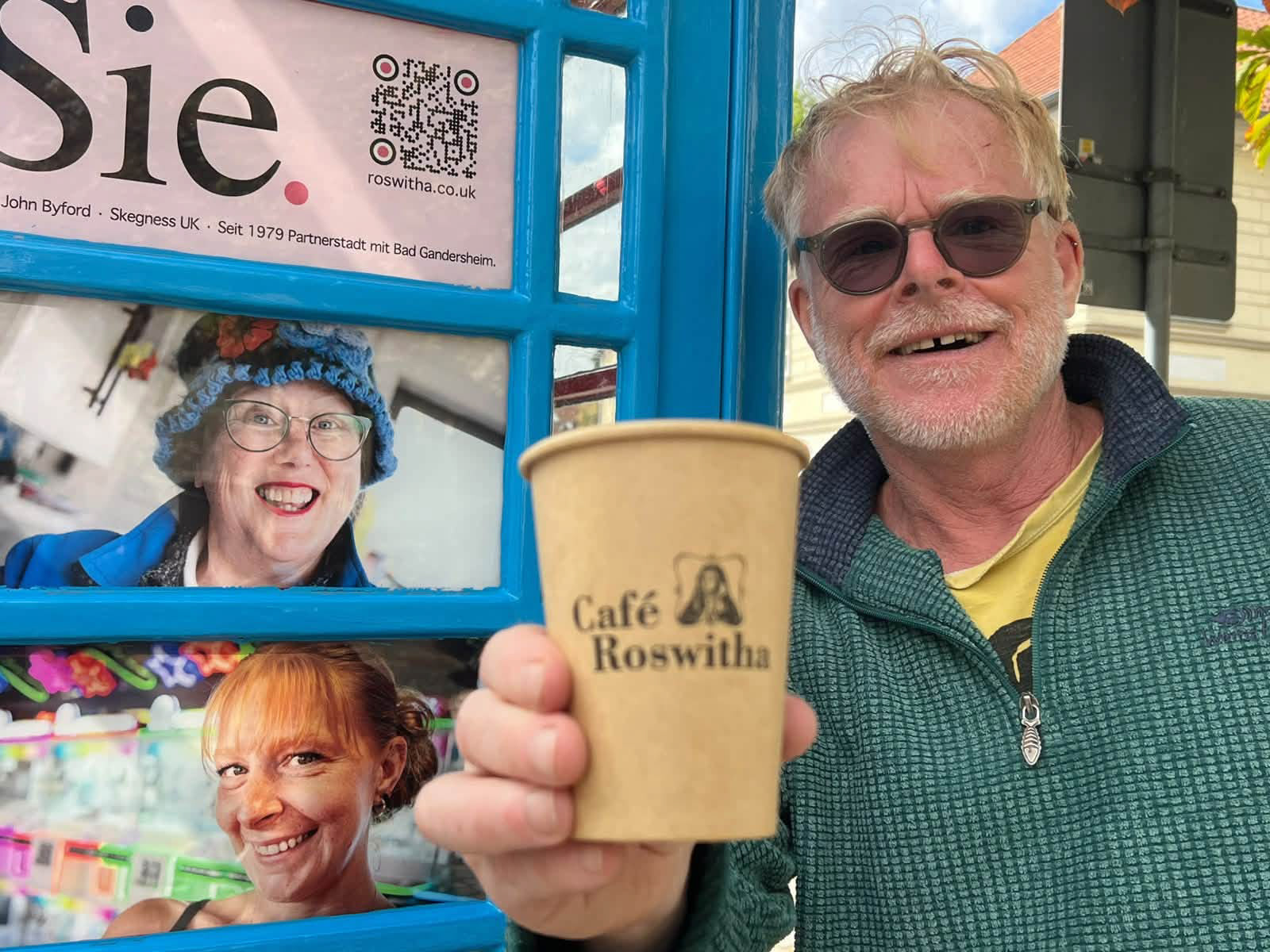 Sie Artist  John Byford 