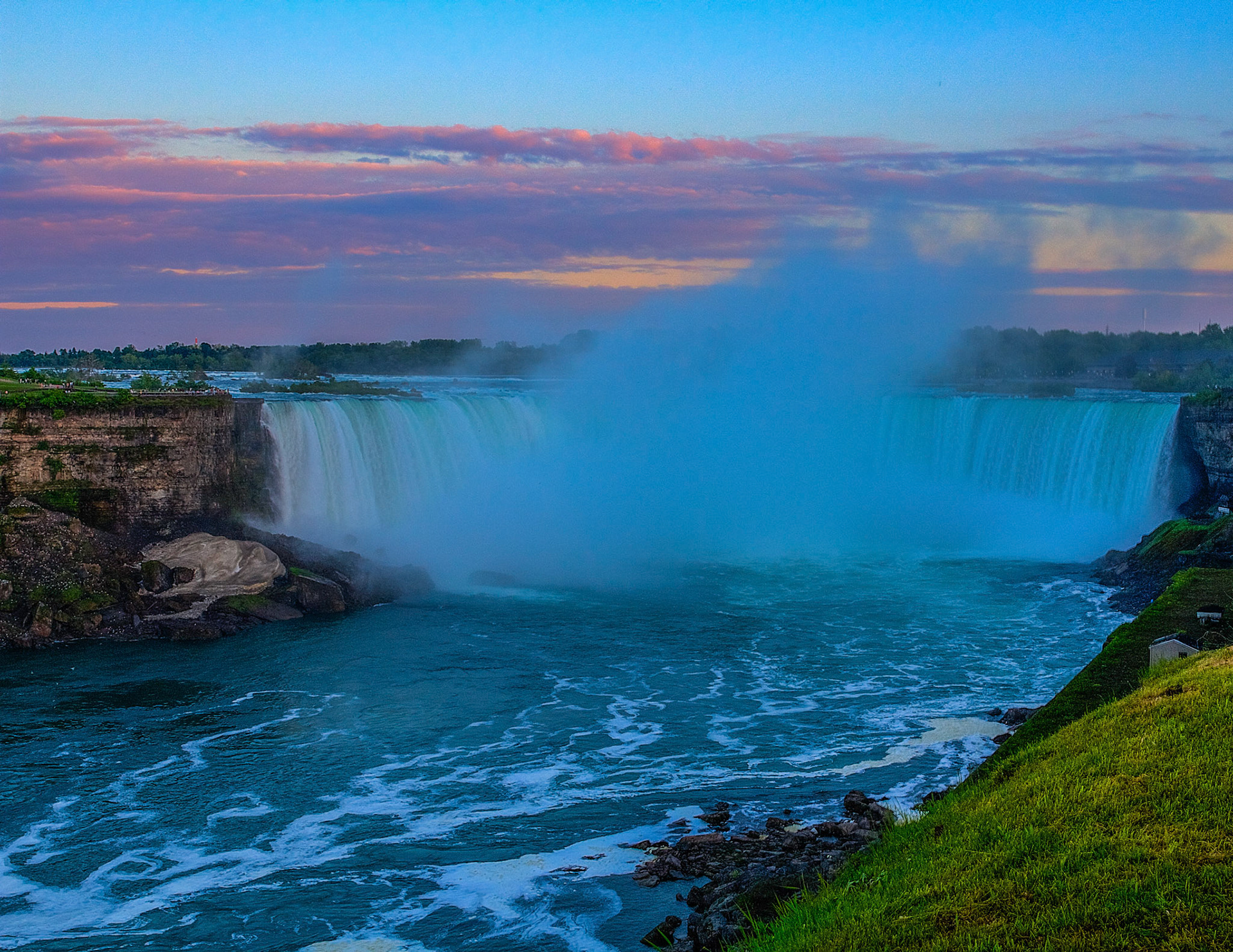 Niagra Falls, Canada