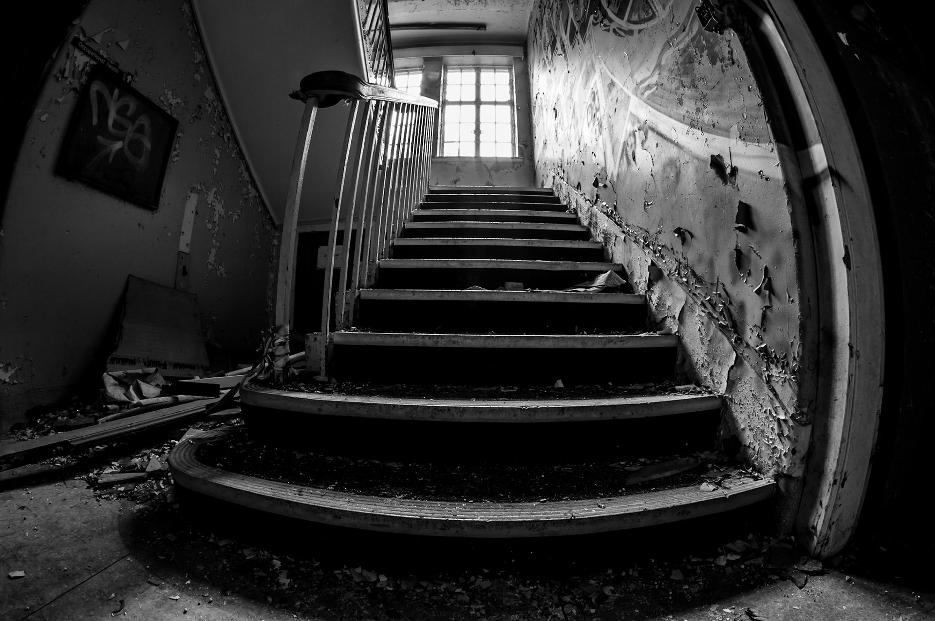 Urbex: Strathmartine Hospital