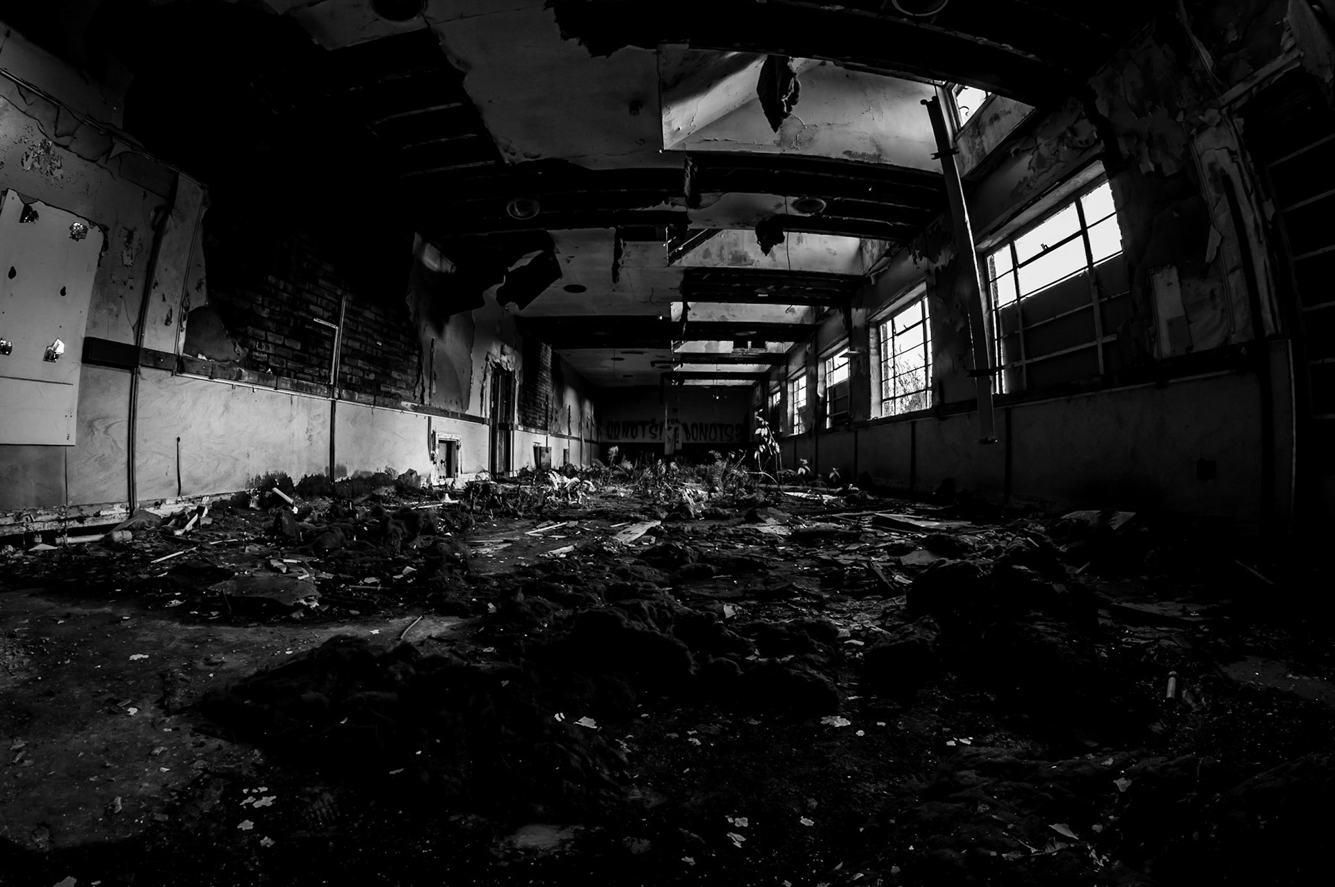 Urbex: Strathmartine Hospital