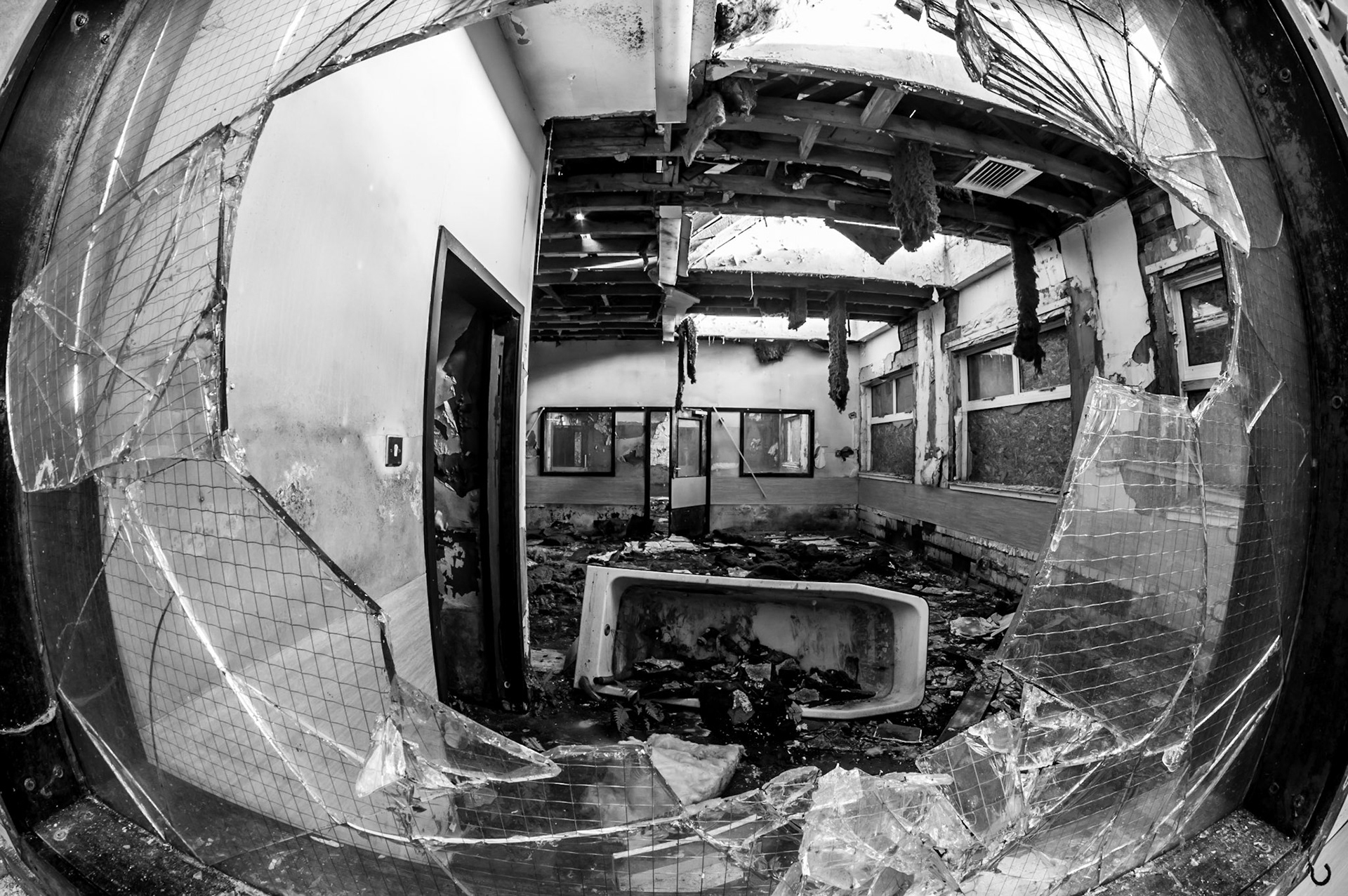 Urbex: Strathmartine Hospital