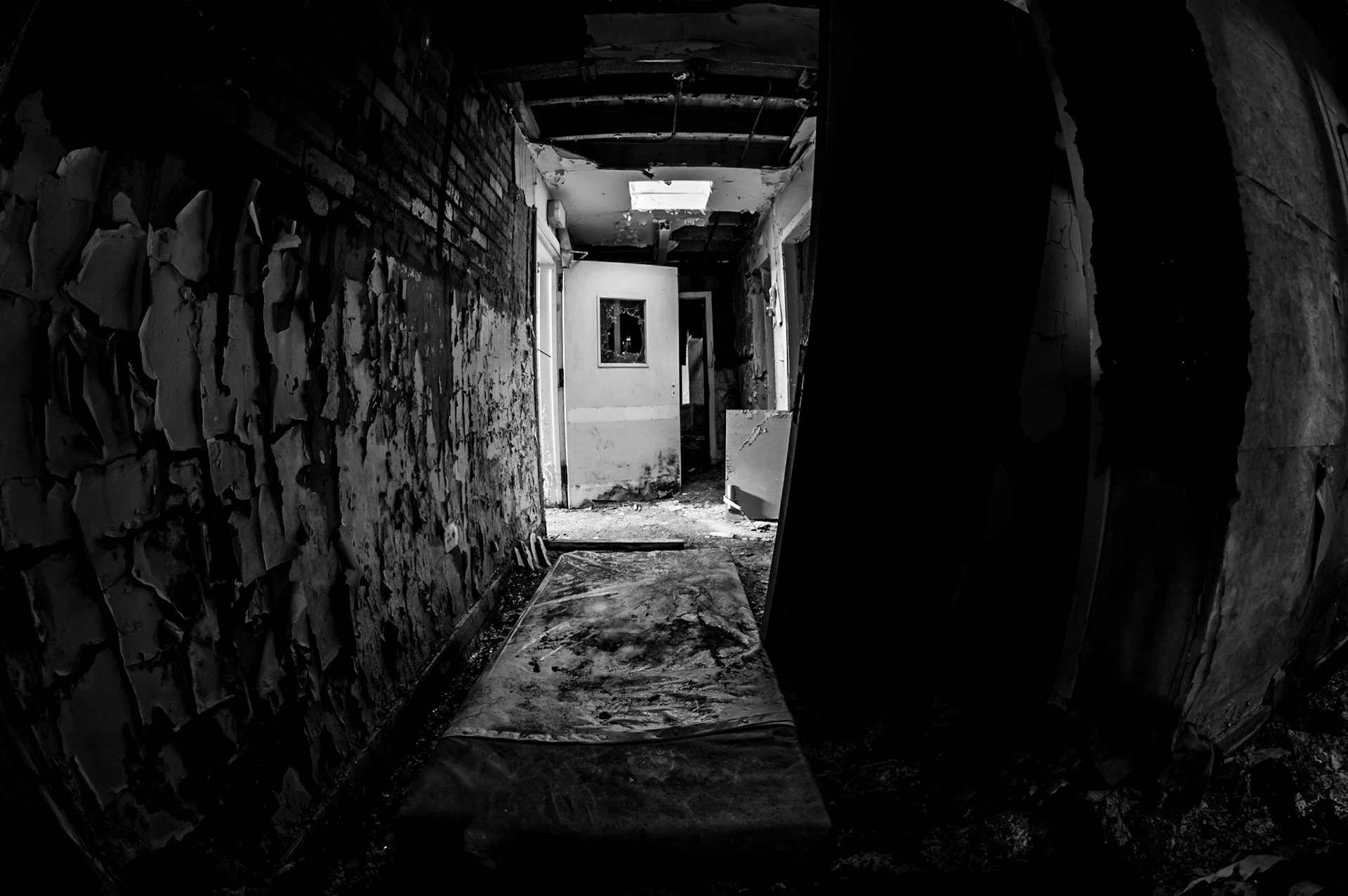 Urbex: Strathmartine Hospital