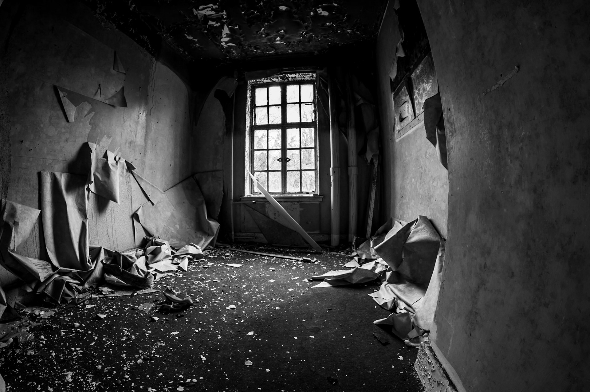 Urbex: Strathmartine Hospital