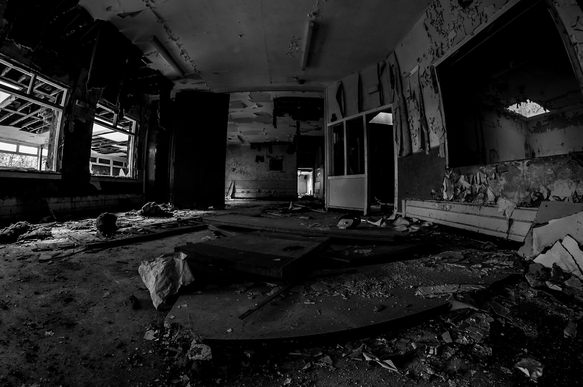 Urbex: Strathmartine Hospital