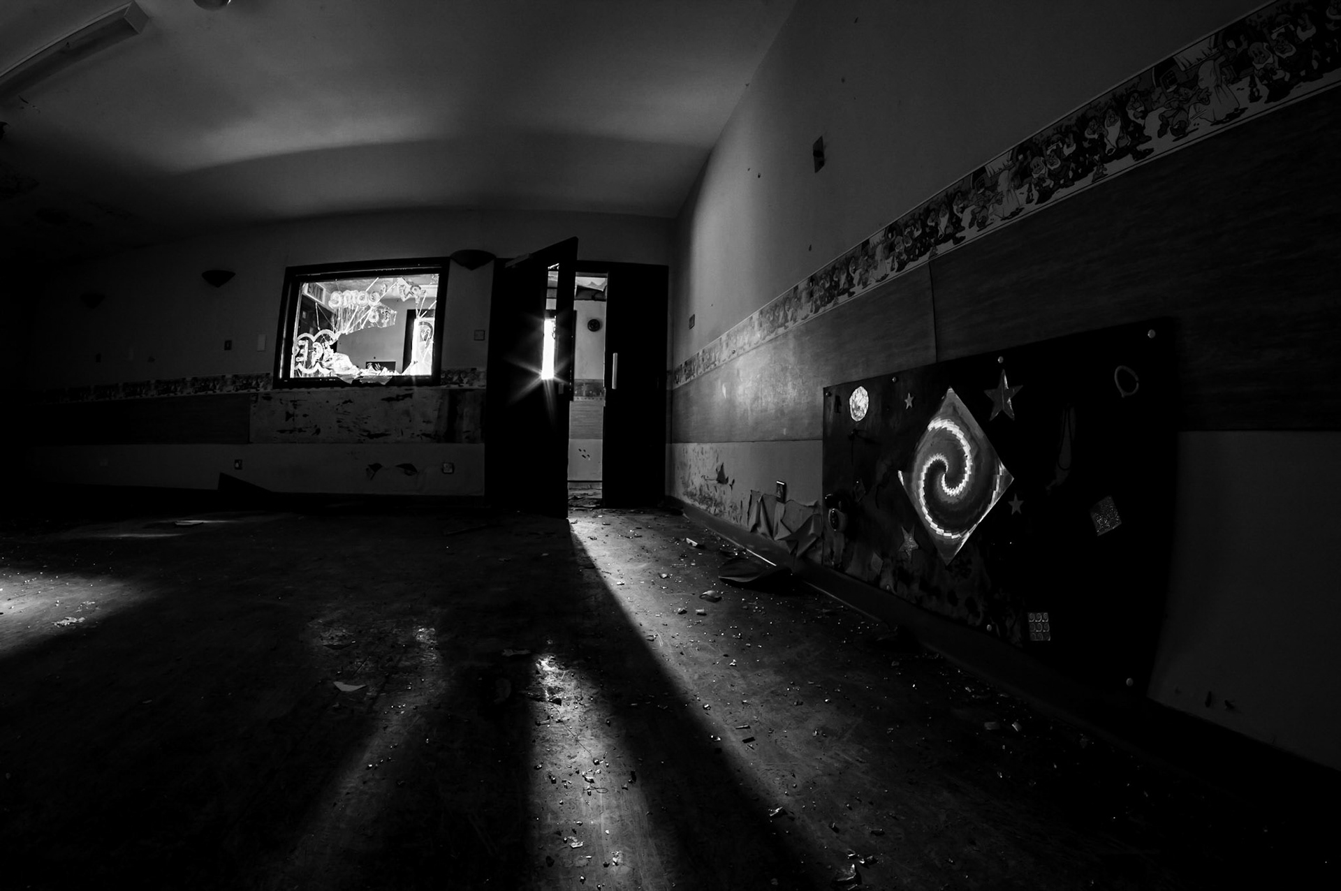 Urbex: Strathmartine Hospital