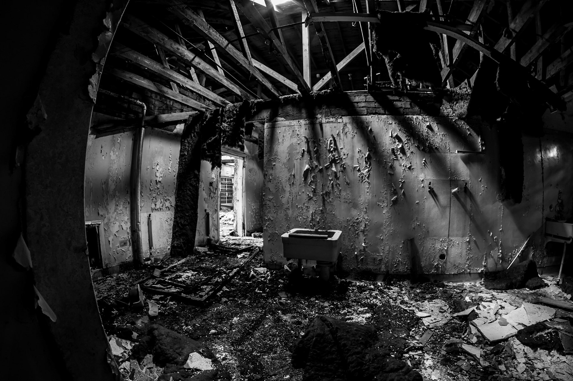 Urbex: Strathmartine Hospital