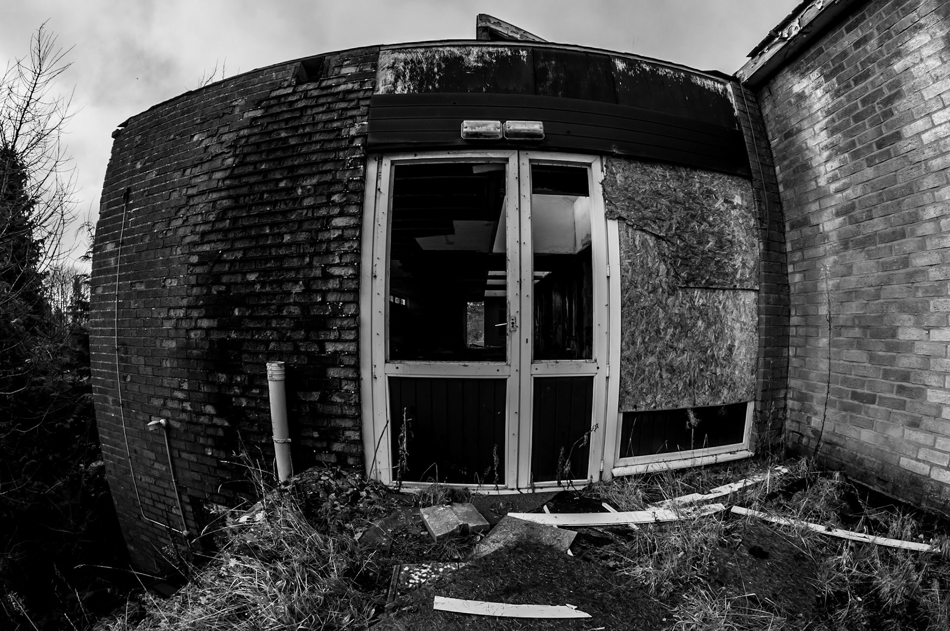 Urbex: Strathmartine Hospital