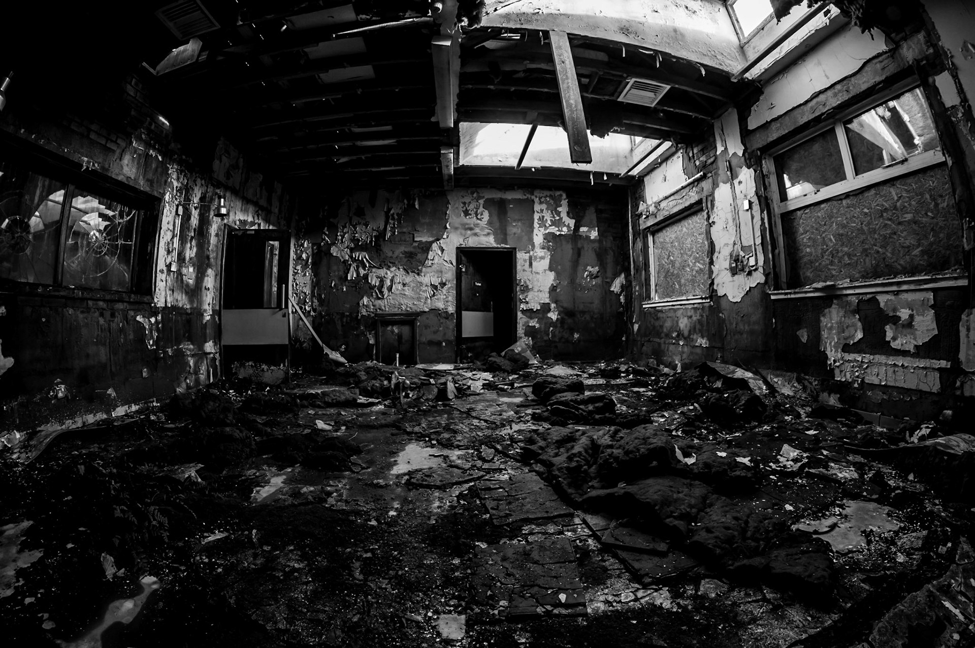 Urbex: Strathmartine Hospital