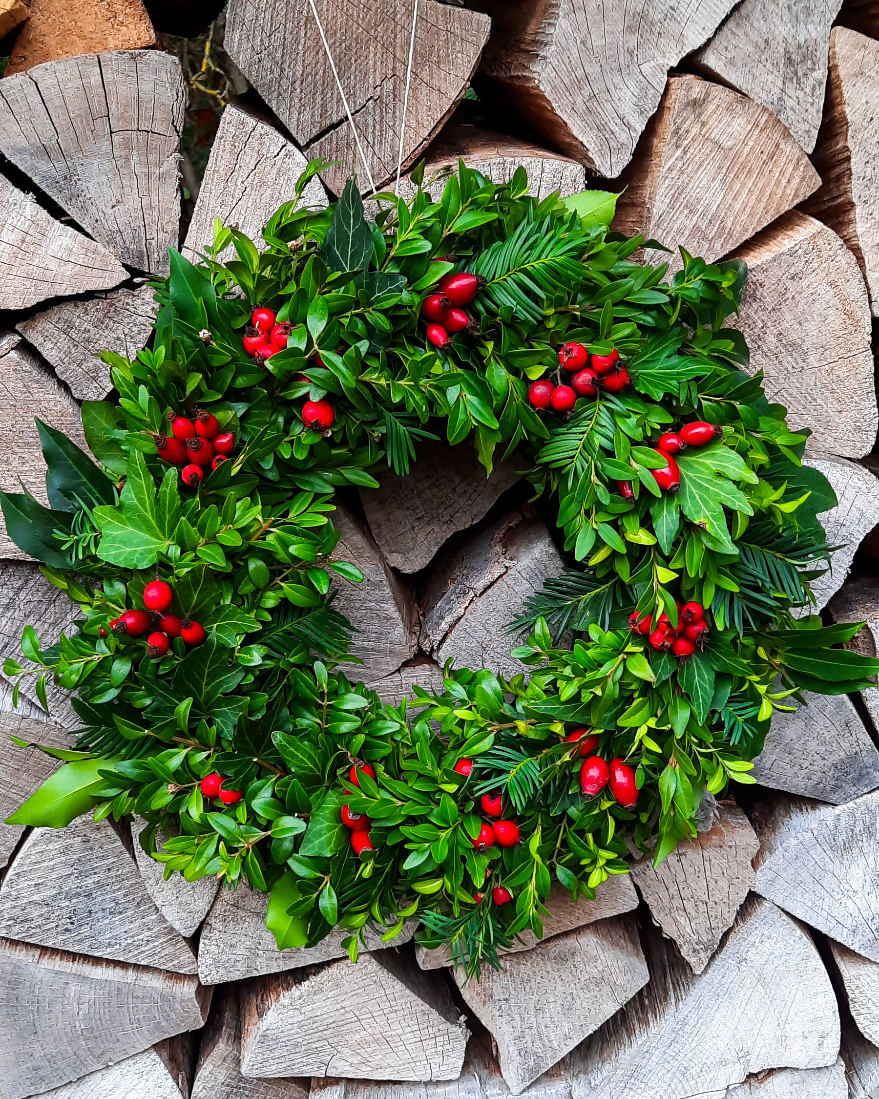 Herbst-Kranz mit Beeren, ca. Ø 40cm, Strohring