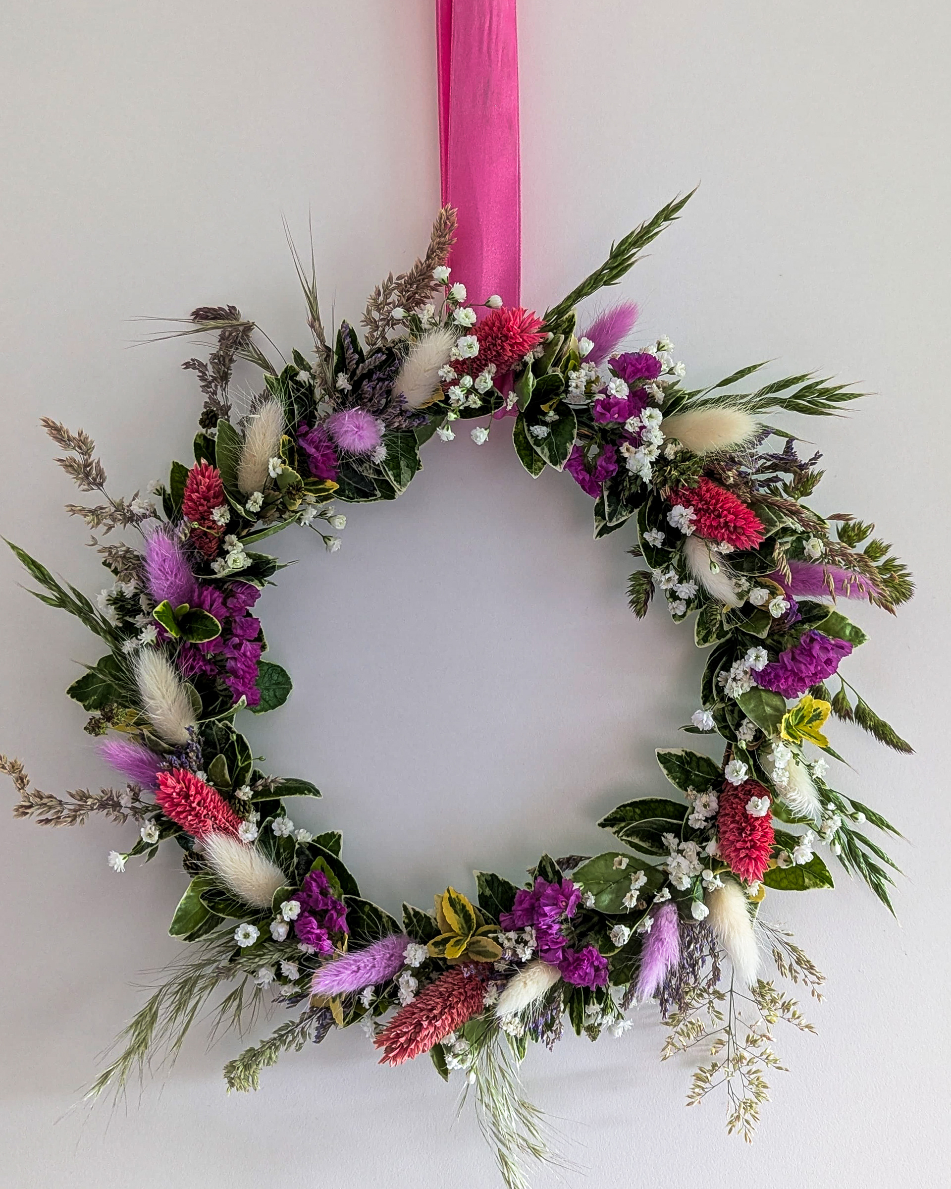 Sommer-Kranz mit Samtgras, Schleierkraut & geflügeltem Strandflieder, ca. Ø 25cm, Metallring