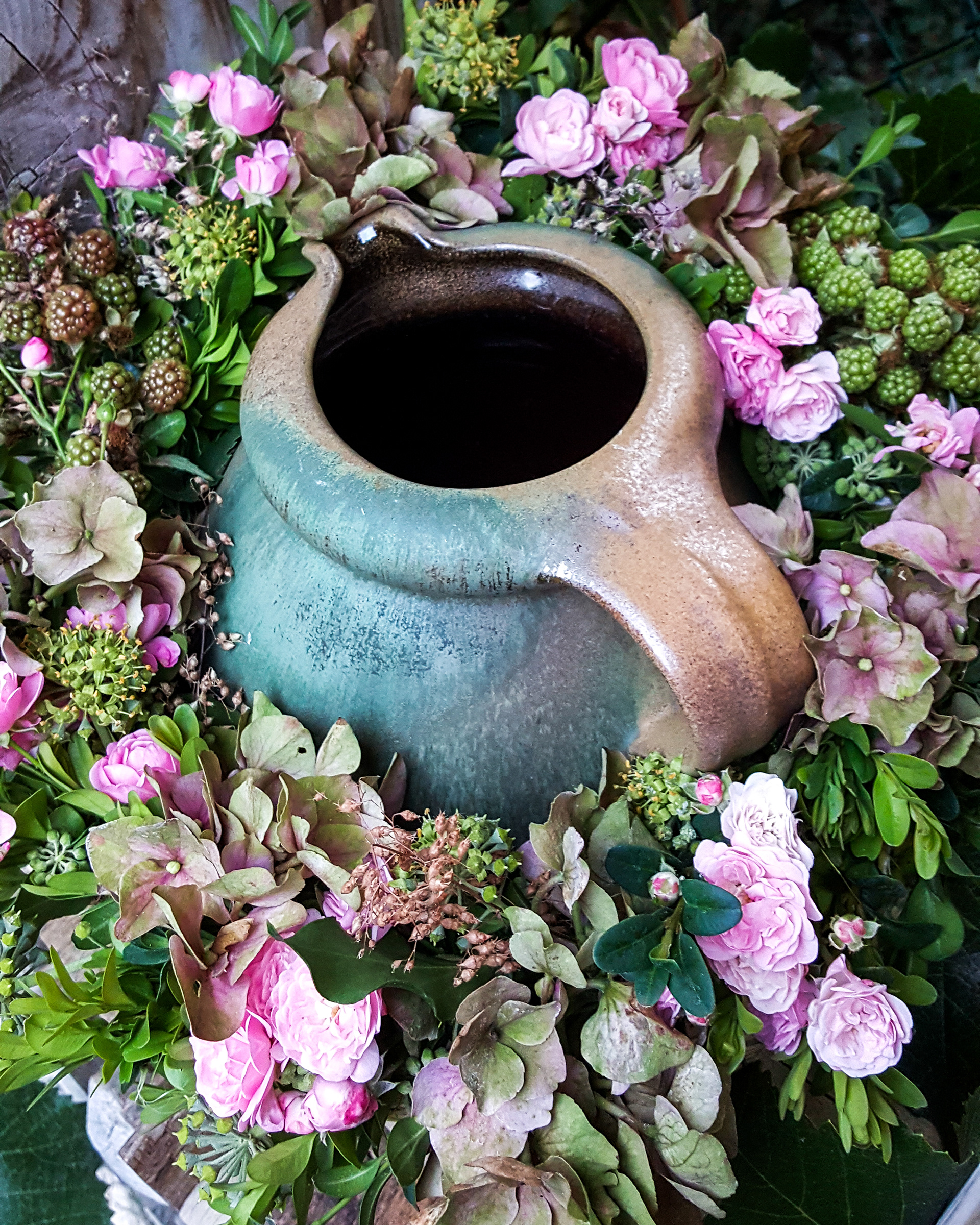 Herbst-Kranz mit Brombeeren, Rose & Hortensie, ca. Ø 40cm, Strohring