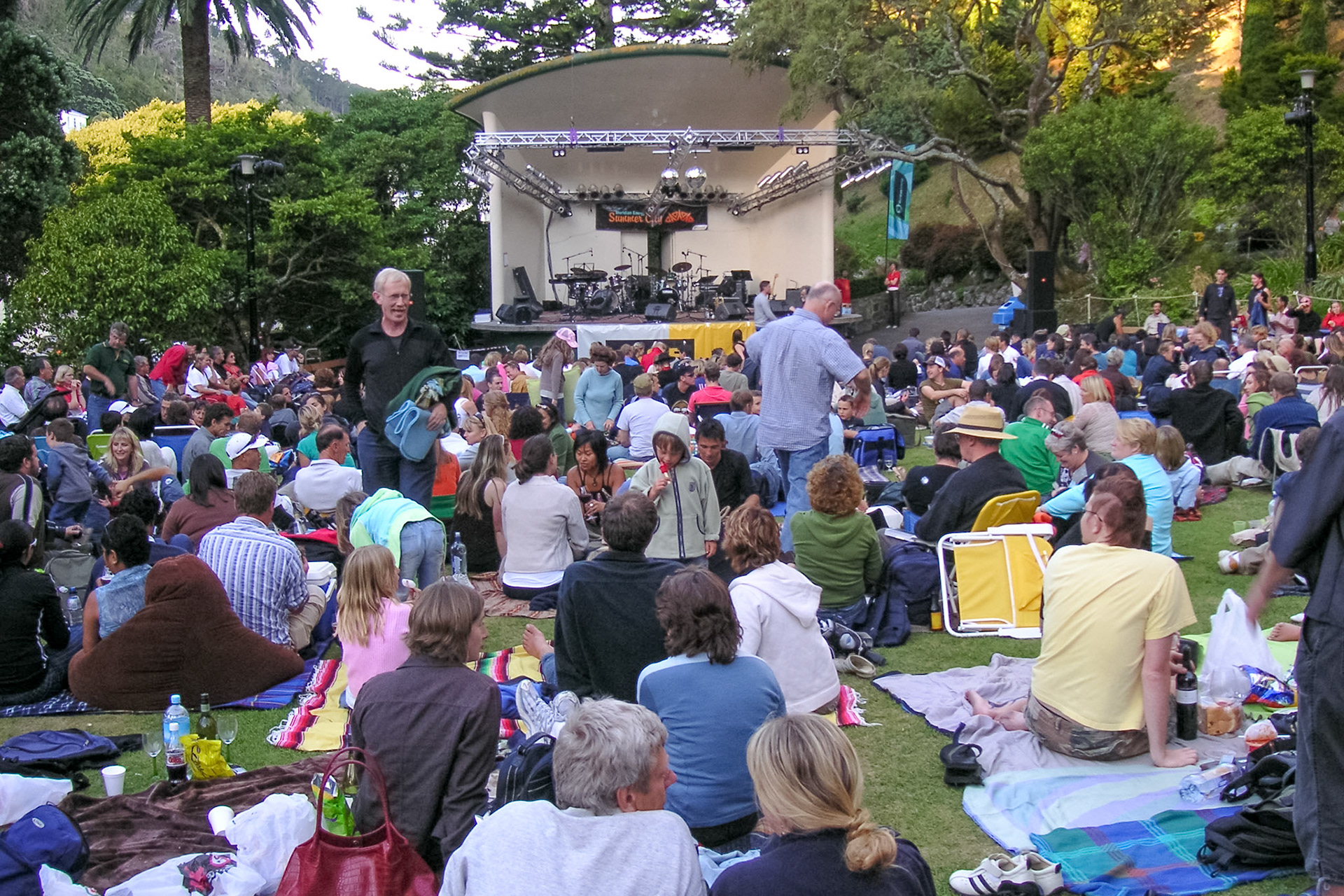 KONICA MINOLTA DIGITAL CAMERA