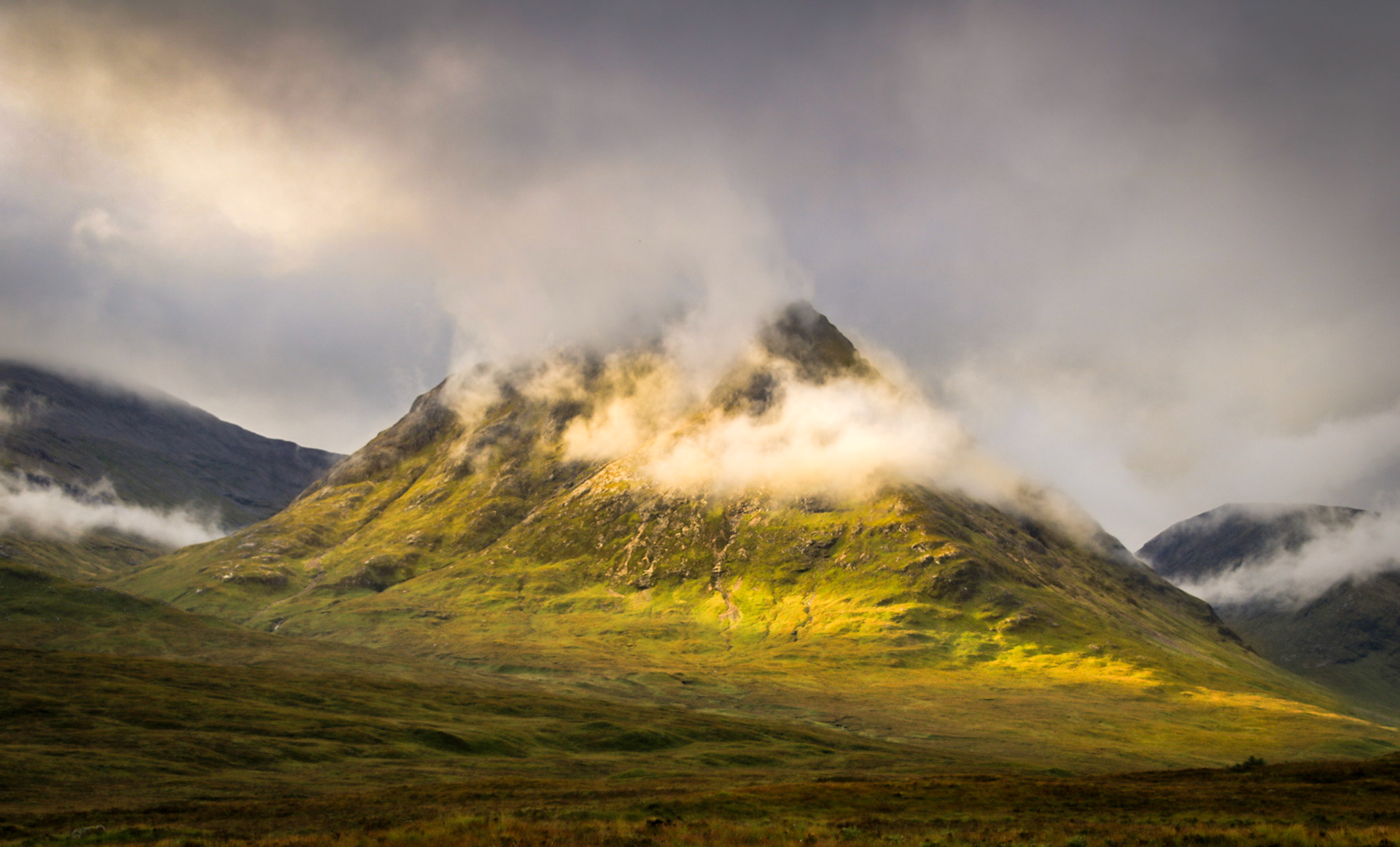 Stob a Ghlais Choir - Transition of Light