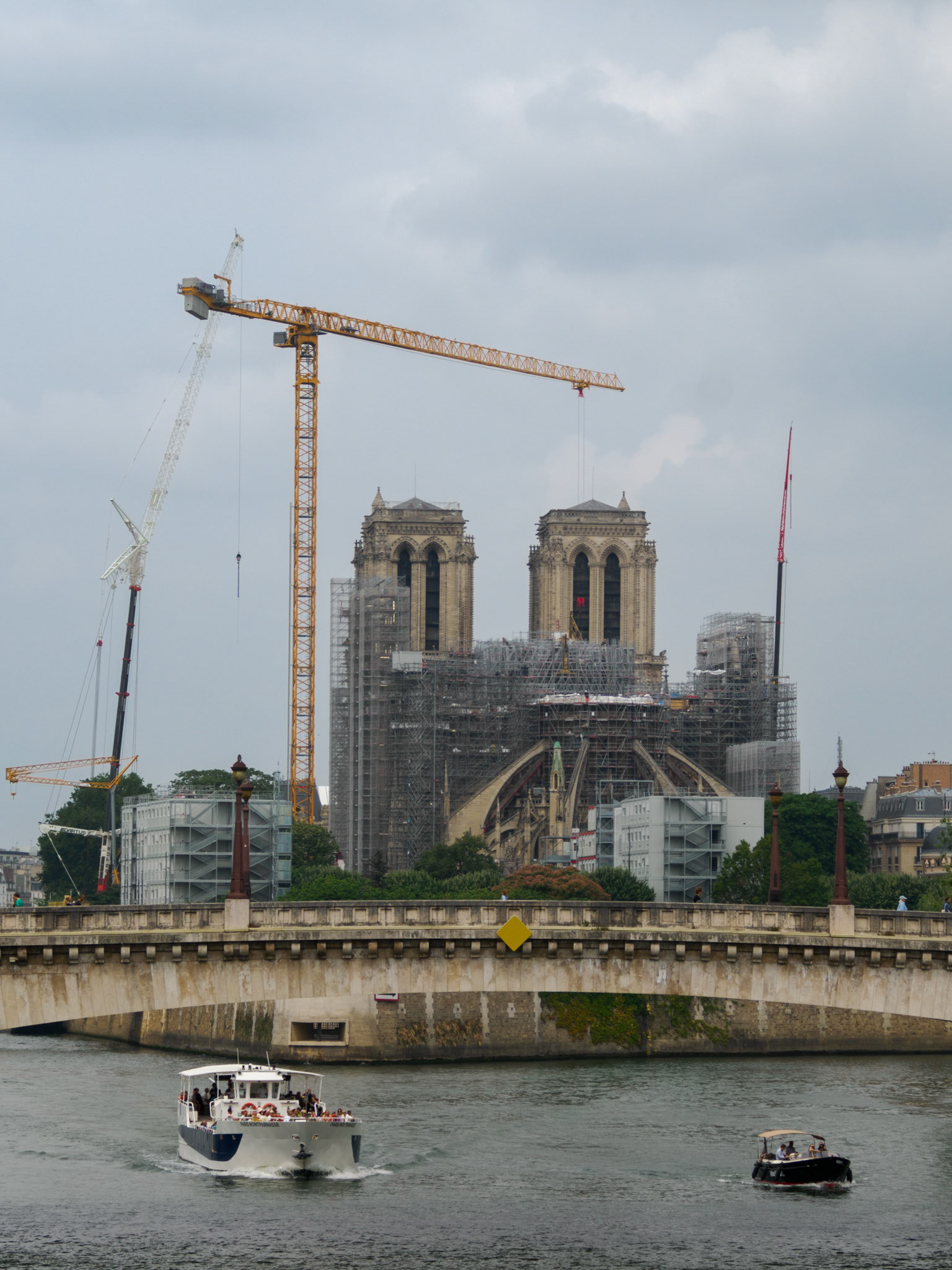Notre-Dame im Wiederaufbau