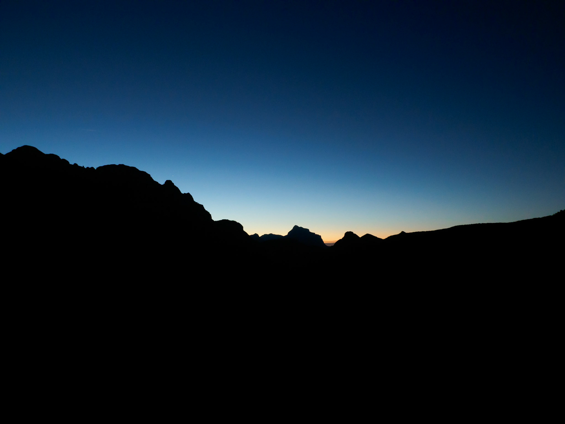 Sonnenaufgang  in Nerín