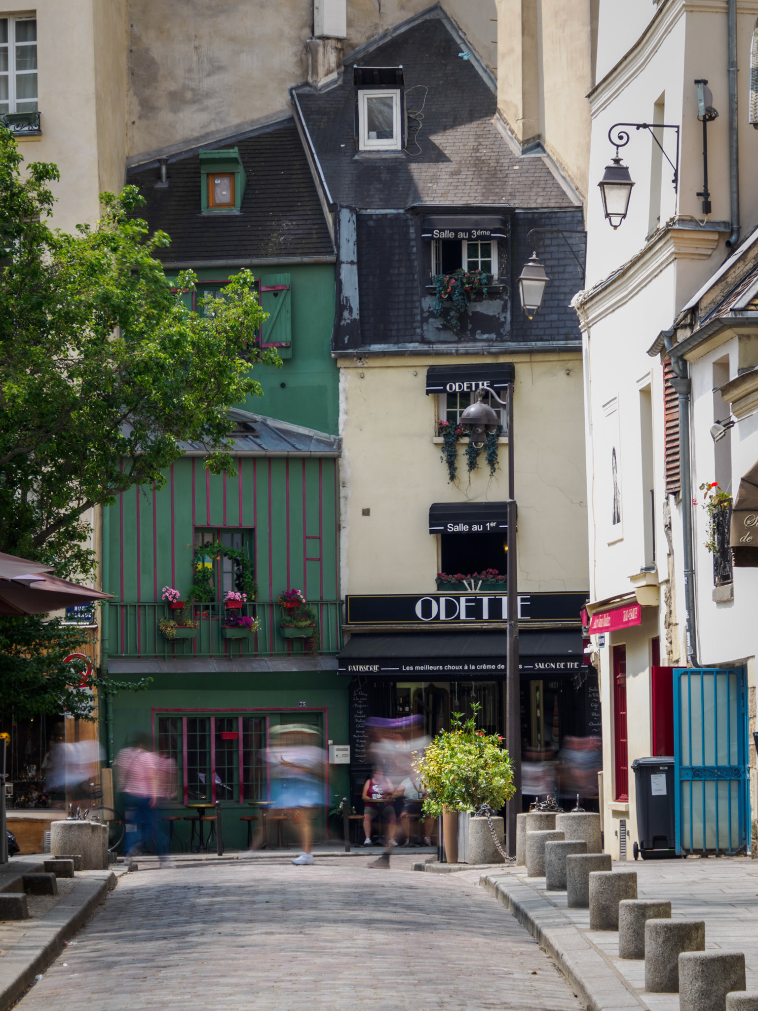 Rue Saint-Julien le Pauvre