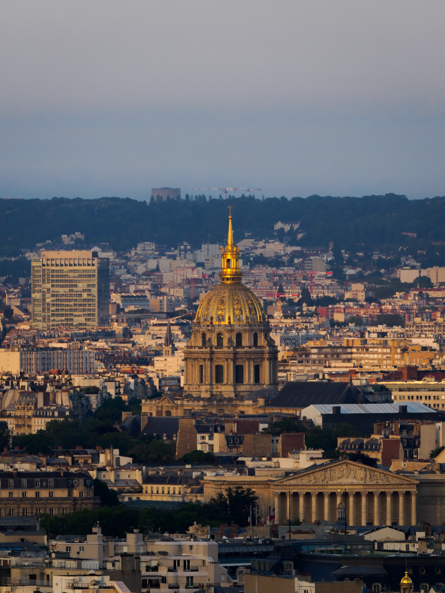 Invalidendom im Sonnenaufgang