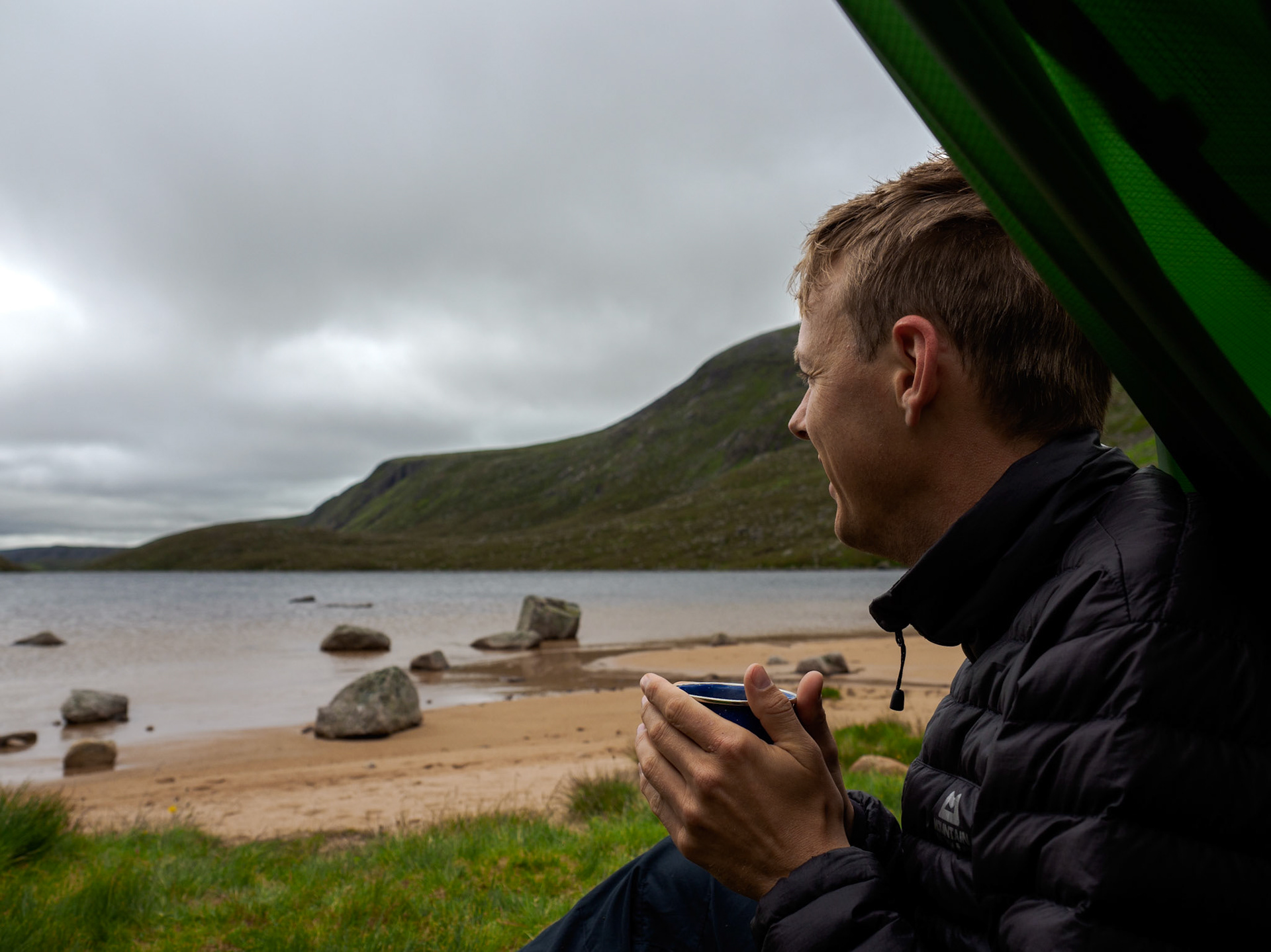 Breakfast at Dubh Loch
