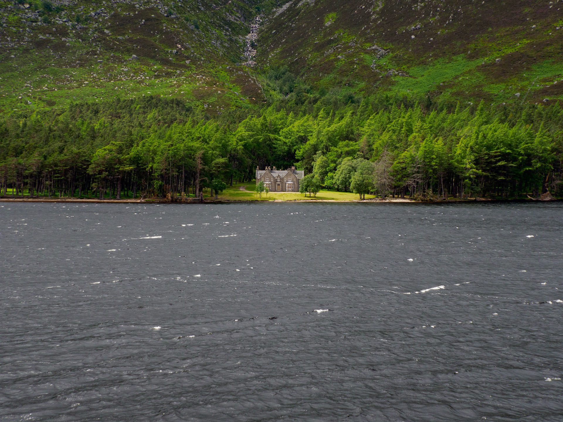 Wanderung zum Dubh Loch