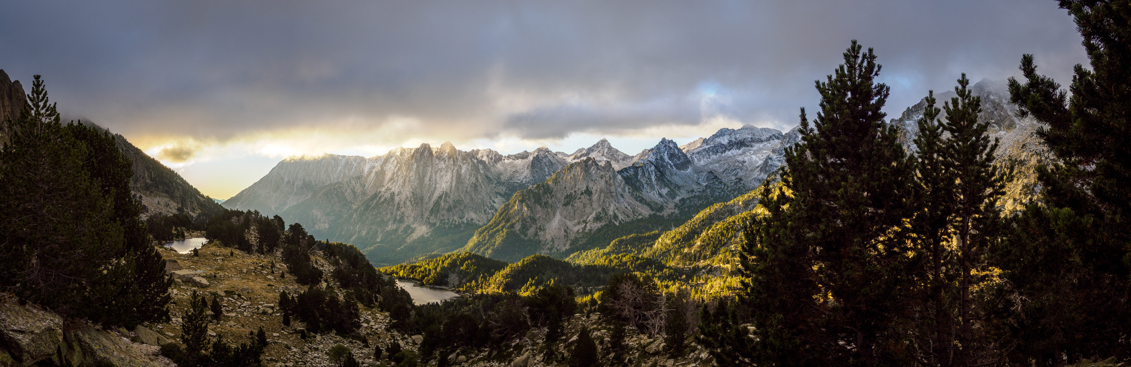 Sonnenaufgang am Refugi d'Amitges
