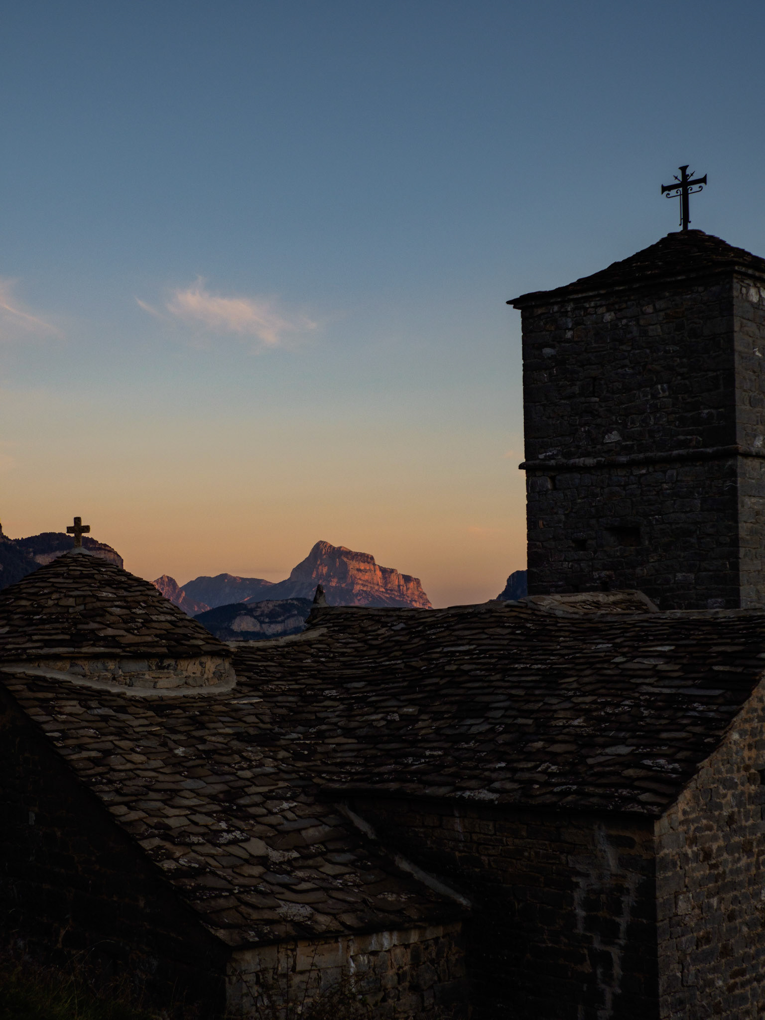 Iglesia de San Andrés in Nerín