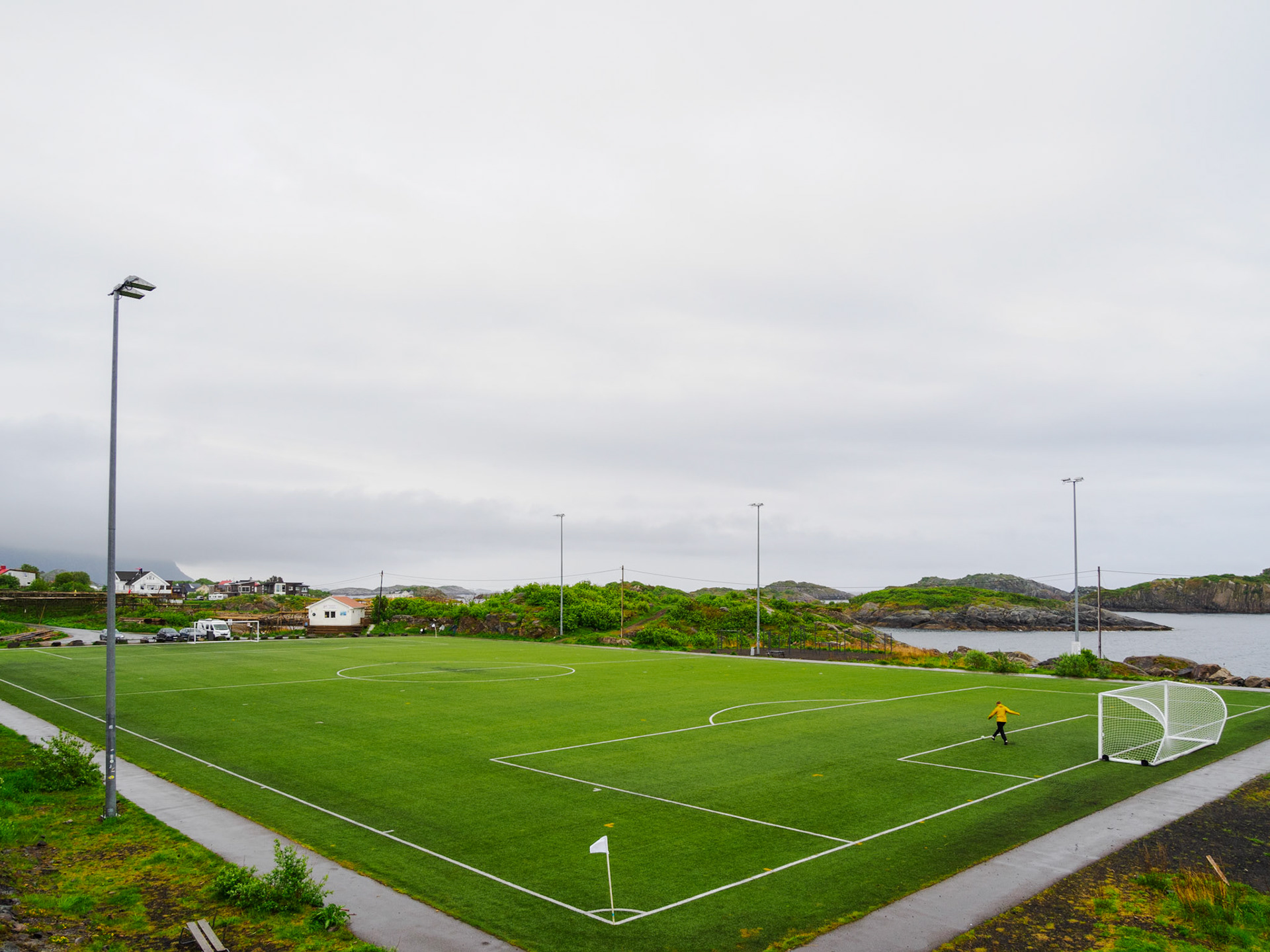 Hennigsvær Stadium