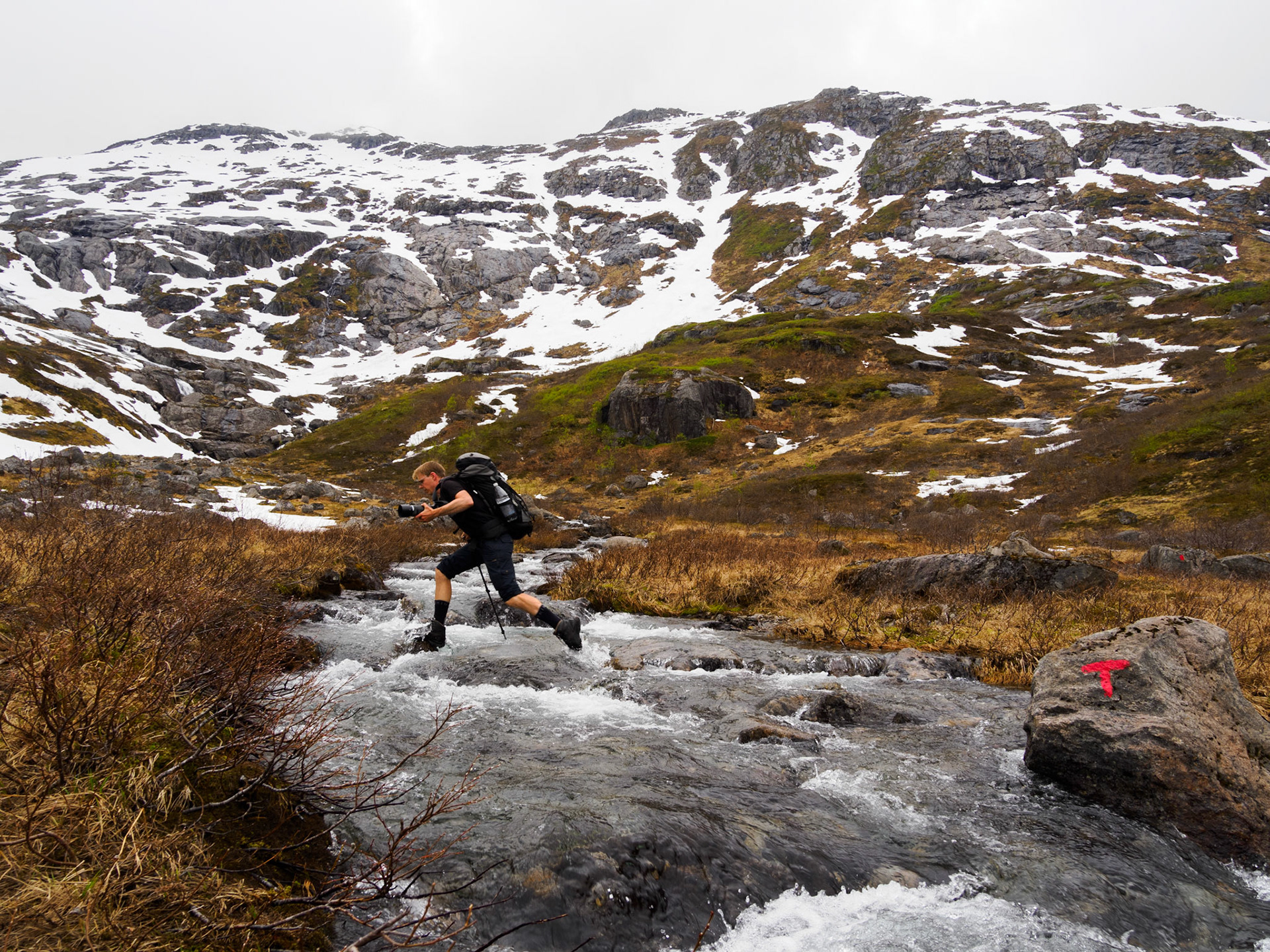 .. und schwierig zu überquende Bäche