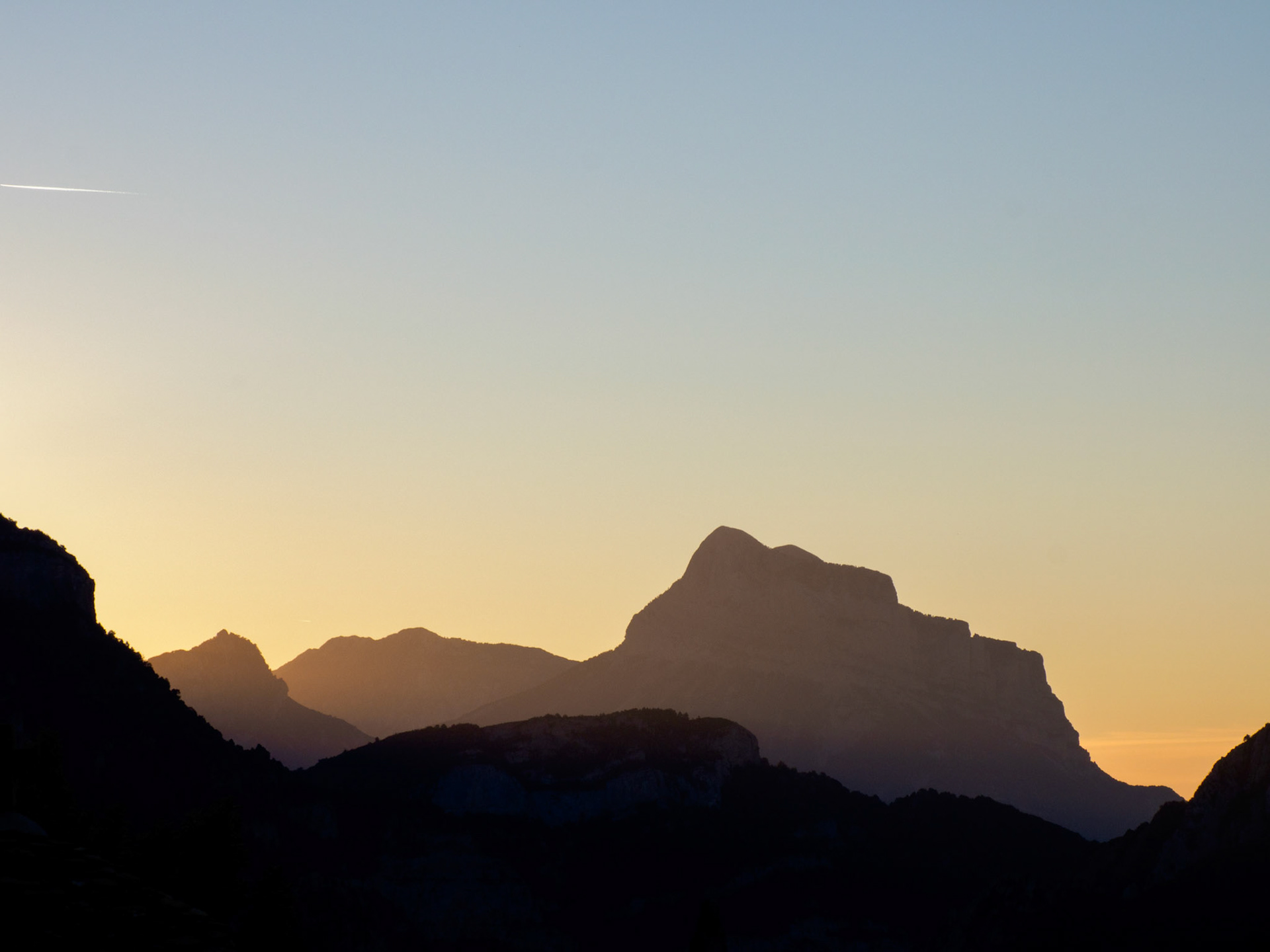 Sonnenaufgang in Nerín