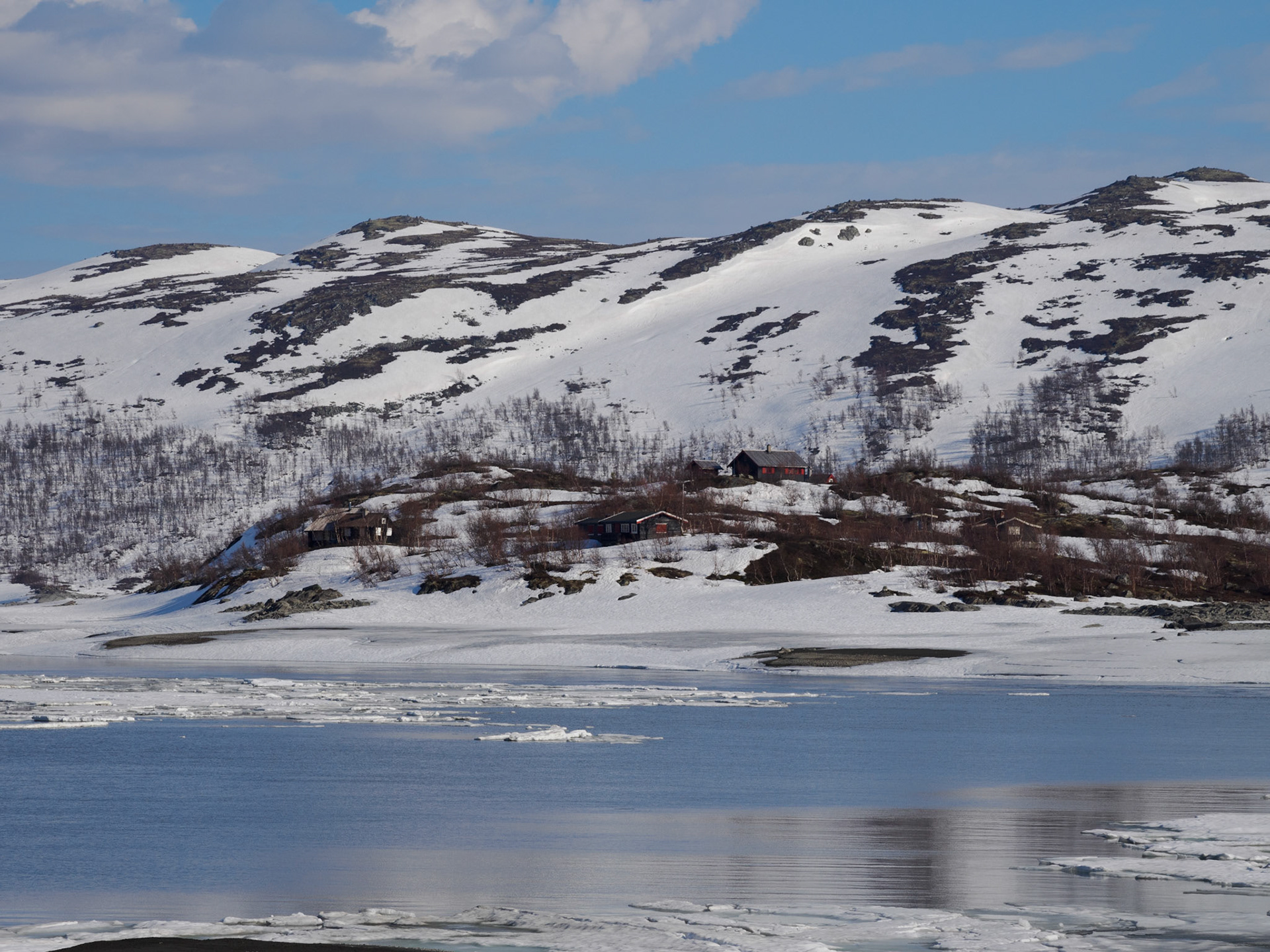 Mit der Bergenbahn im Hochplateau