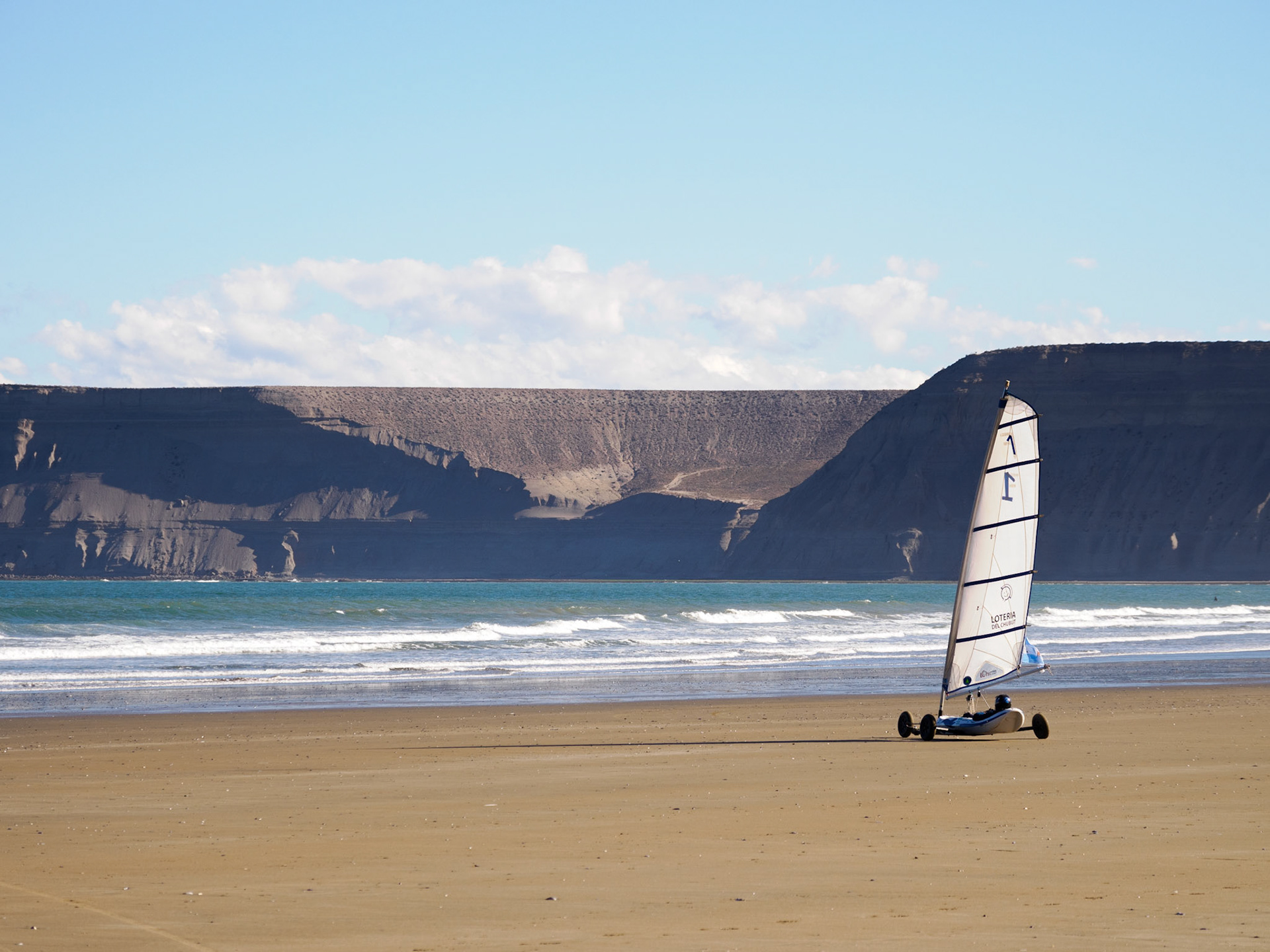 Strandsegler am Strand von Rada Tilly