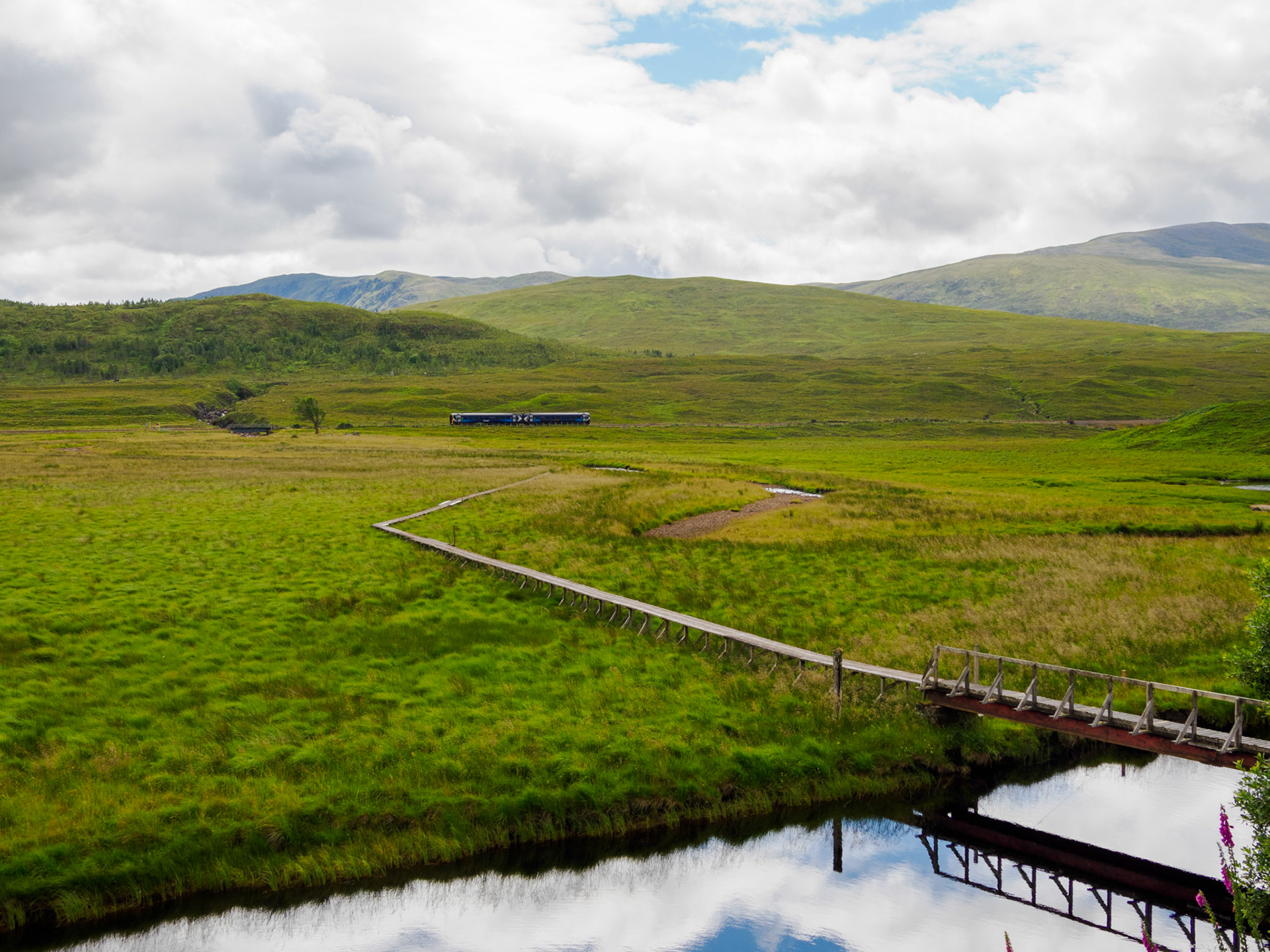Blick auf die Inver Croft Hütte