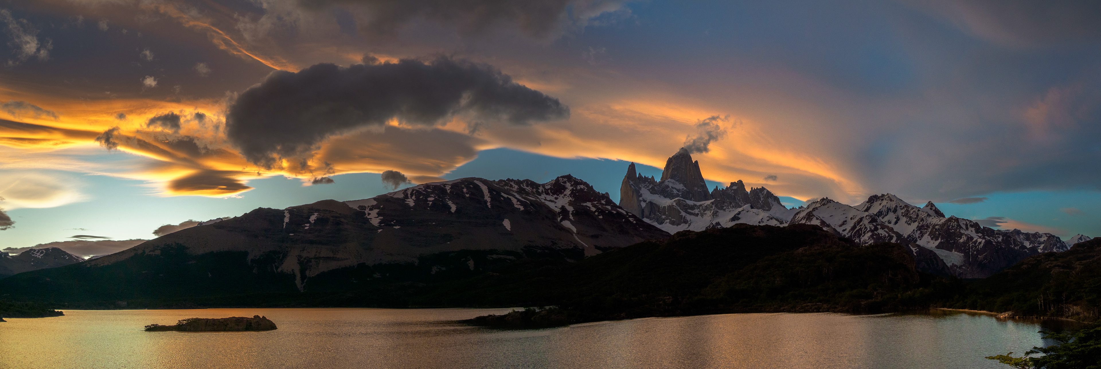 Sonnenuntergang am Lago Capri mit Blick auf den  Fitz Roy