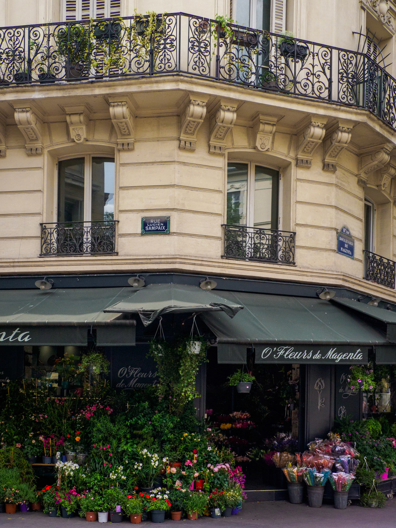 Floristikgeschäft am Boulevard de Magenta