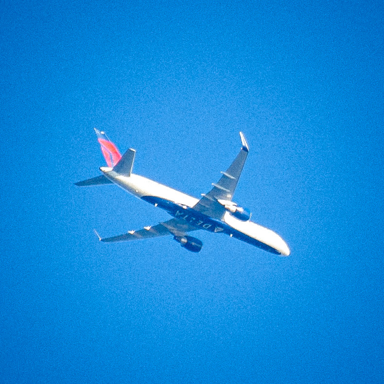 DL1446 | Charleston (CHS) - BOS