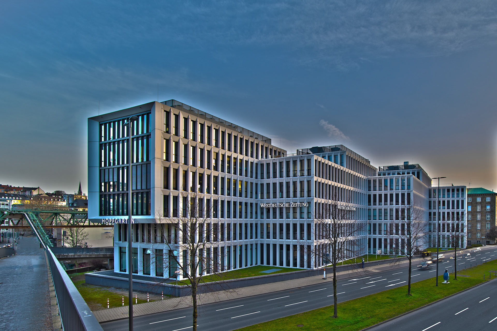 Ein Weiteres Bild vom Büro und Geschäftsgebäude in Wuppertal Ohligsmühle. Jedoch enthält dieses Bild einen Fehler, wer findet ihn?