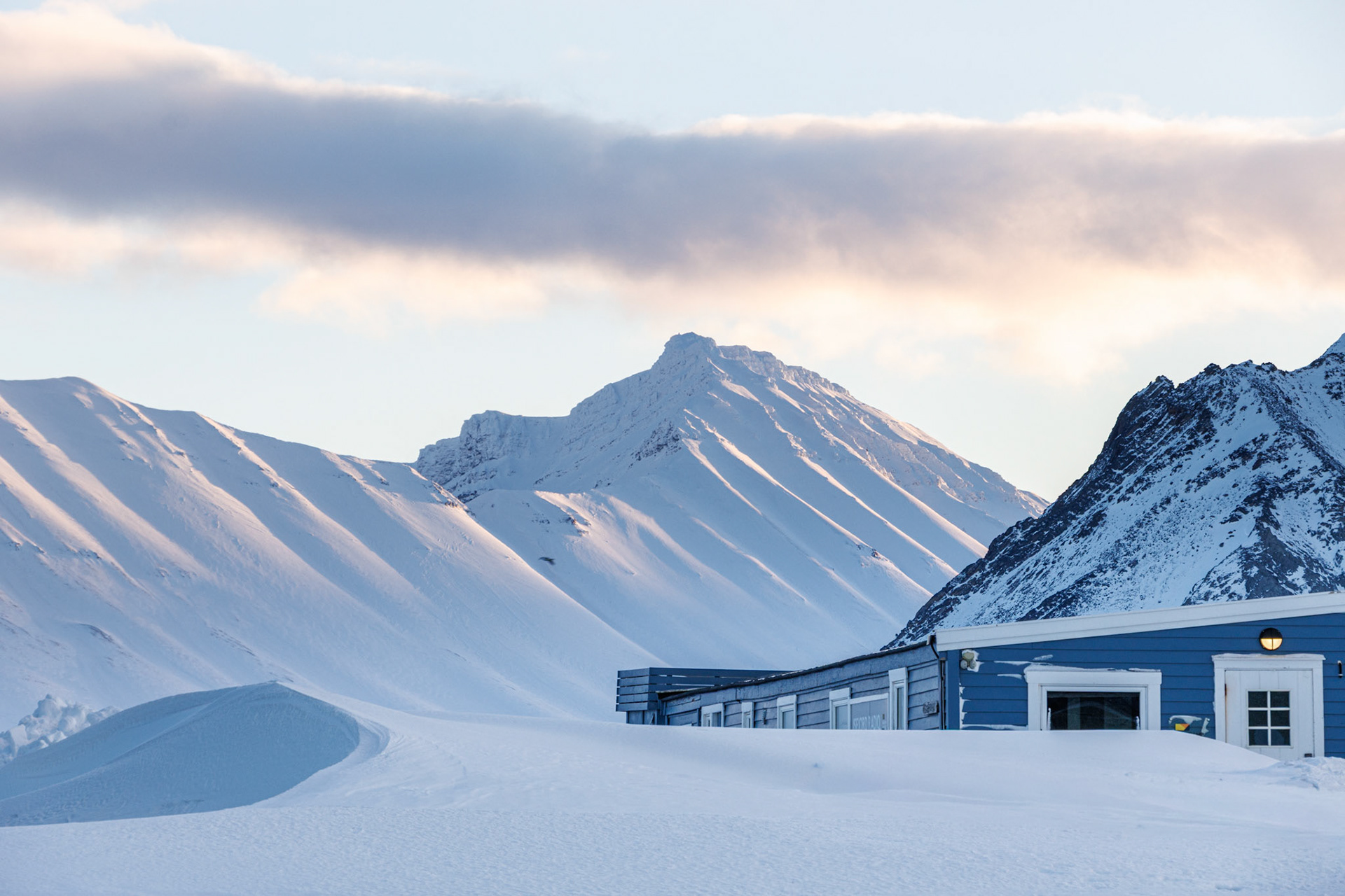 Isfjord Radio