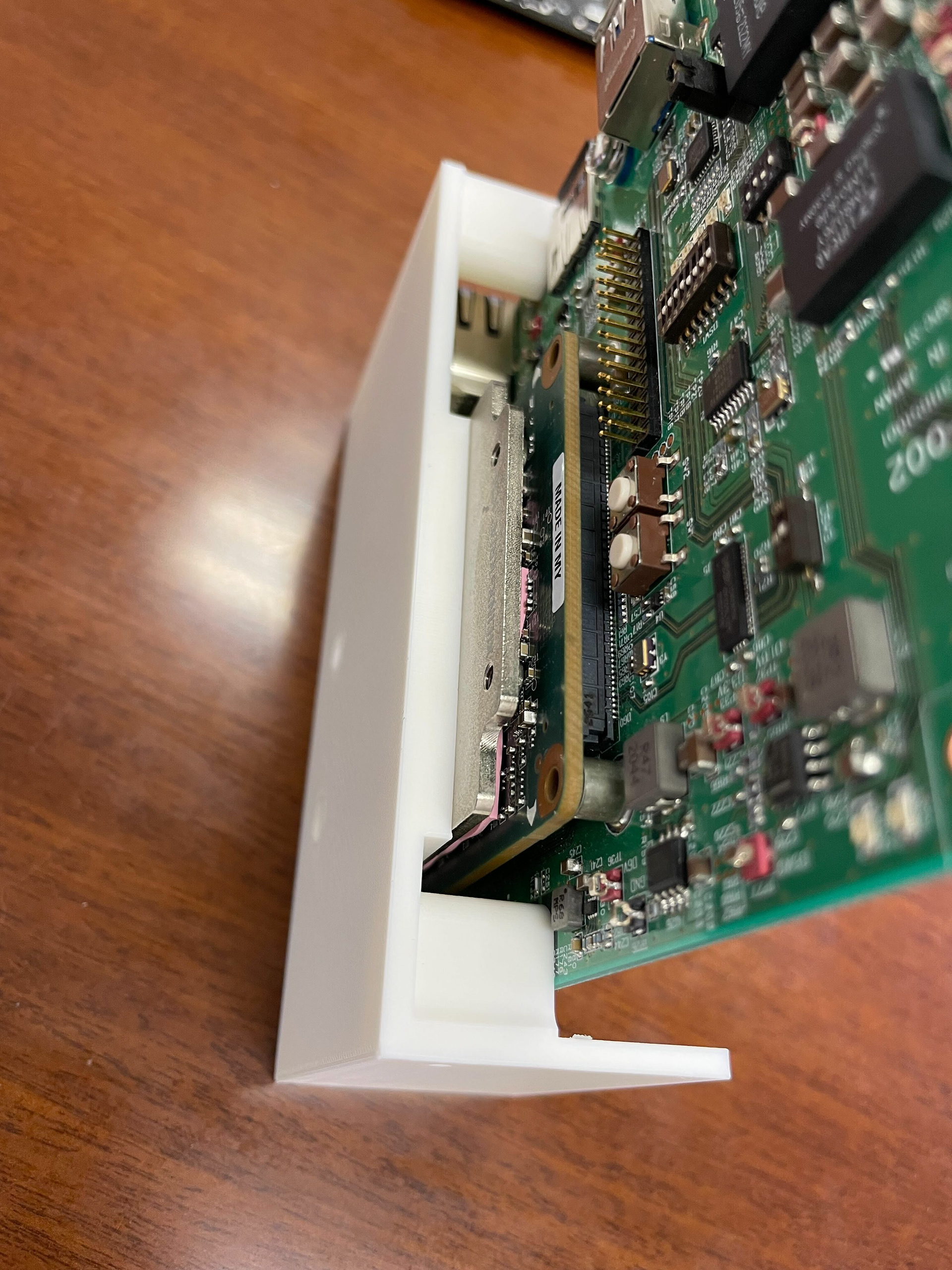 FOXSI-4カメラボックスの試作品・その2・半分タイプ:ボックスの底面にヒートシンクが接地していることを目で見て直接確認出来るので、とっても便利!!(2022/06/17 by RS)