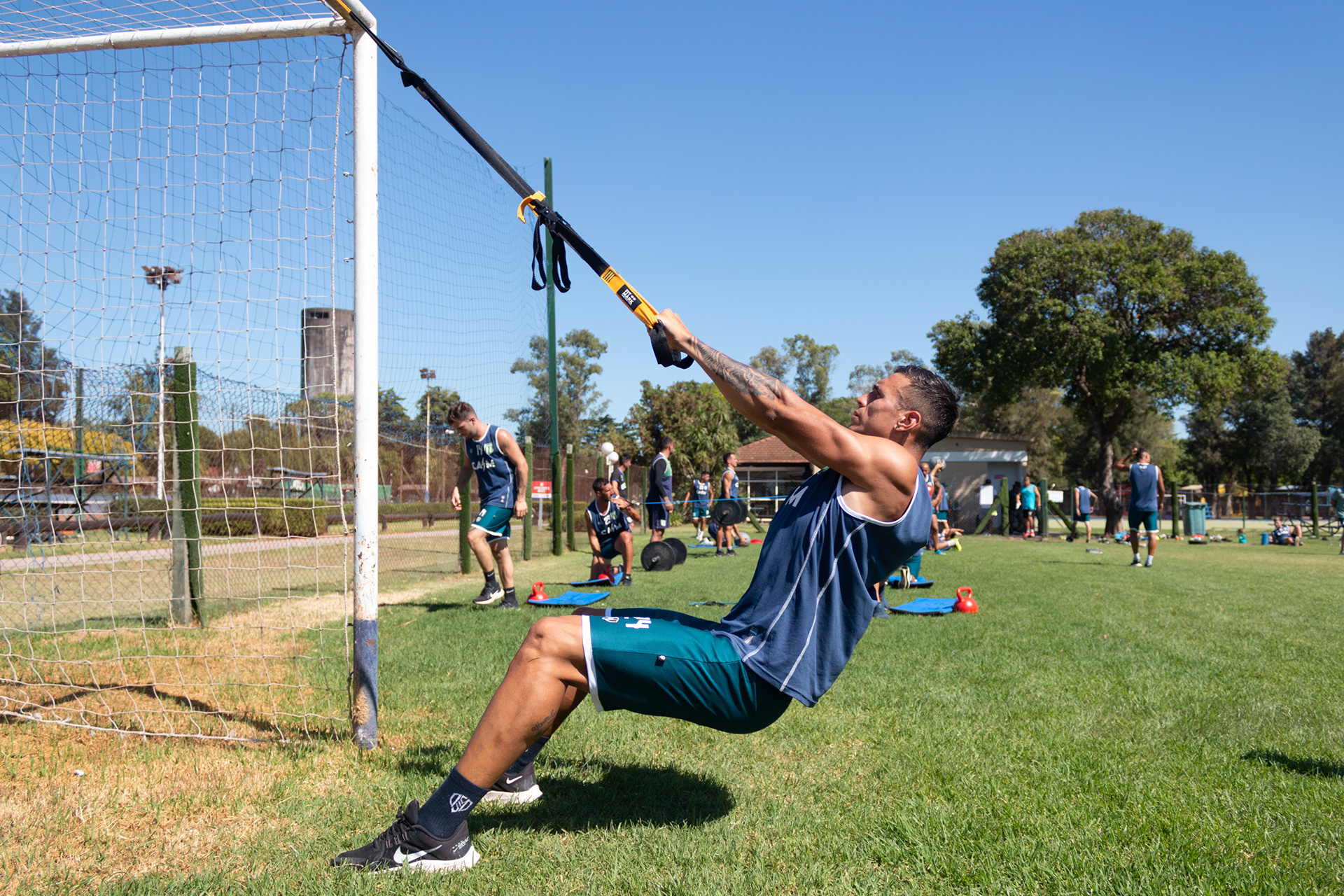 Entrenamiento de la primera división del masculino de San Miguel en el Club Maccabi de San Miguel, Buenos Aires, Argentina, el 23 de enero de 2023