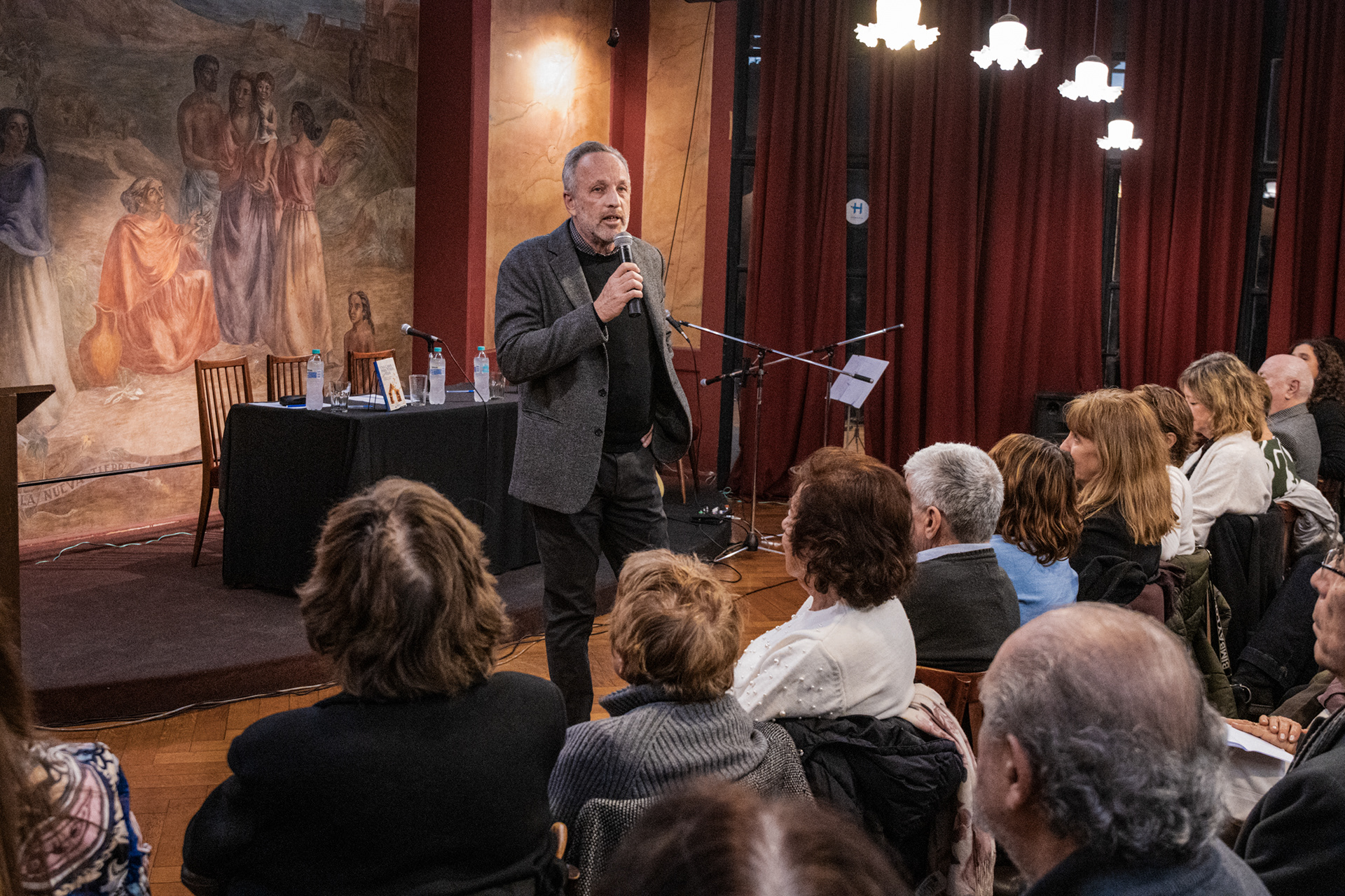 Presentación del libro de Hebraica "Una casa para toda la vida"