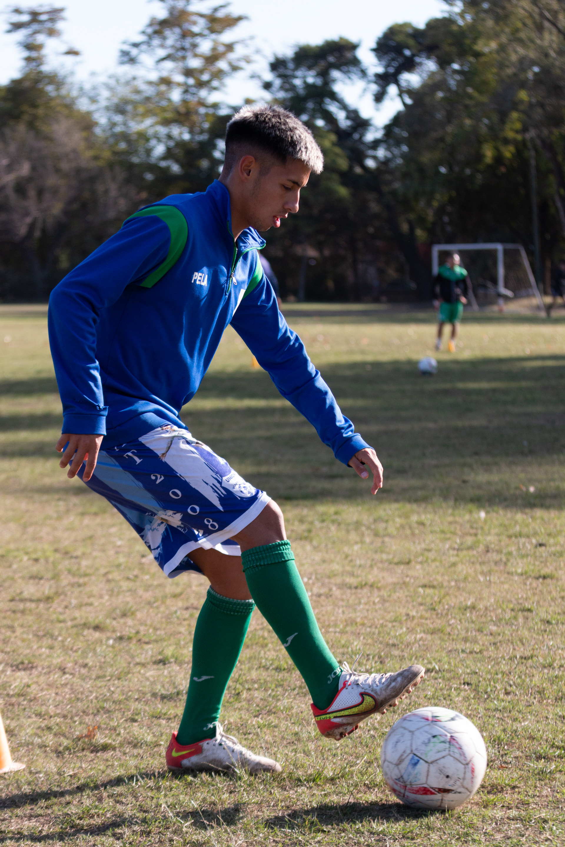 Entrenamiento de la reserva del masculino de San Miguel en la Sociedad Alemana de Gimnasia en Los Polvorines, Buenos Aires, Argentina el 13 de abril de 2023.