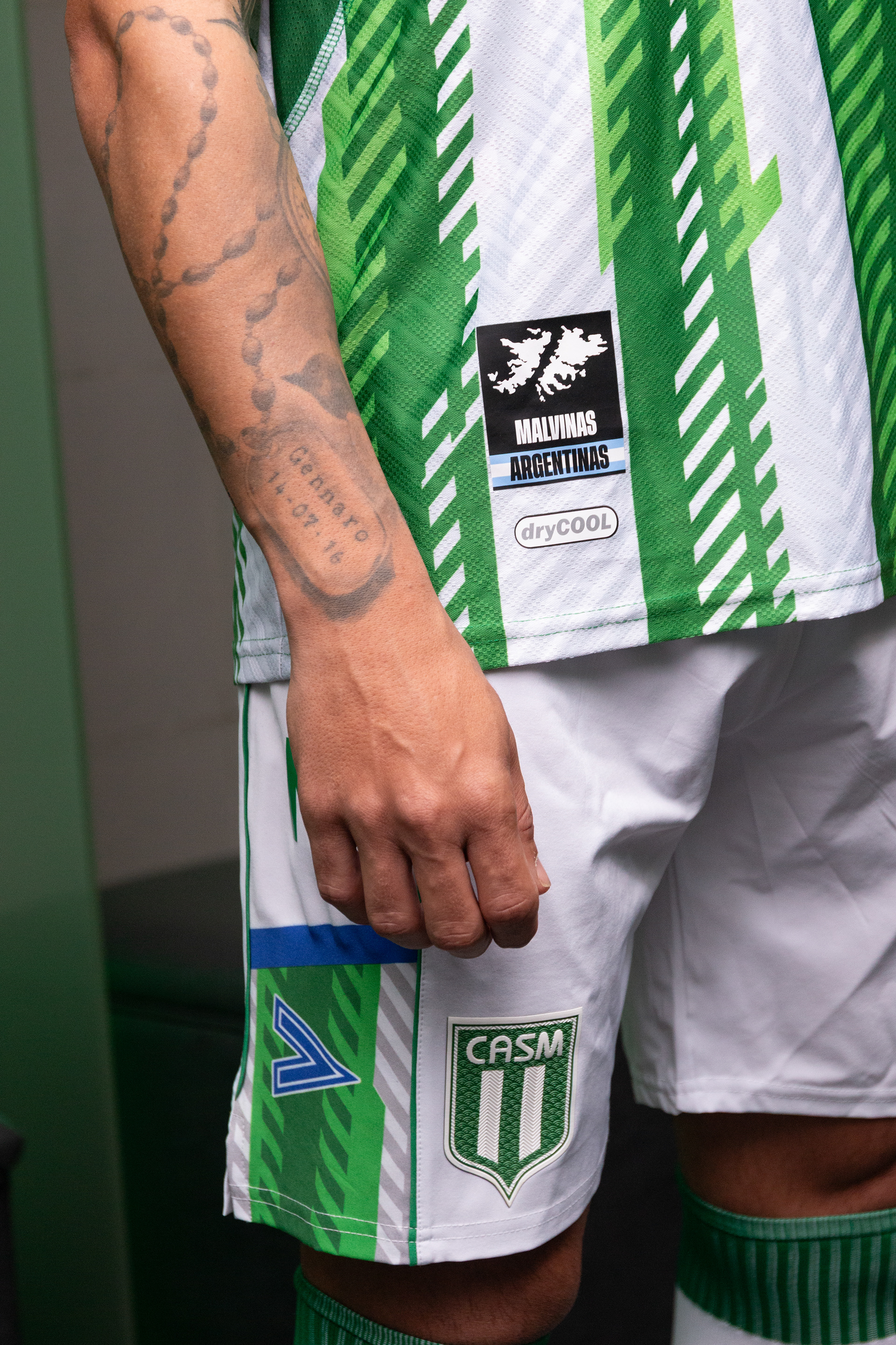 Presentación de la nueva camiseta de San Miguel x Mitre 2026