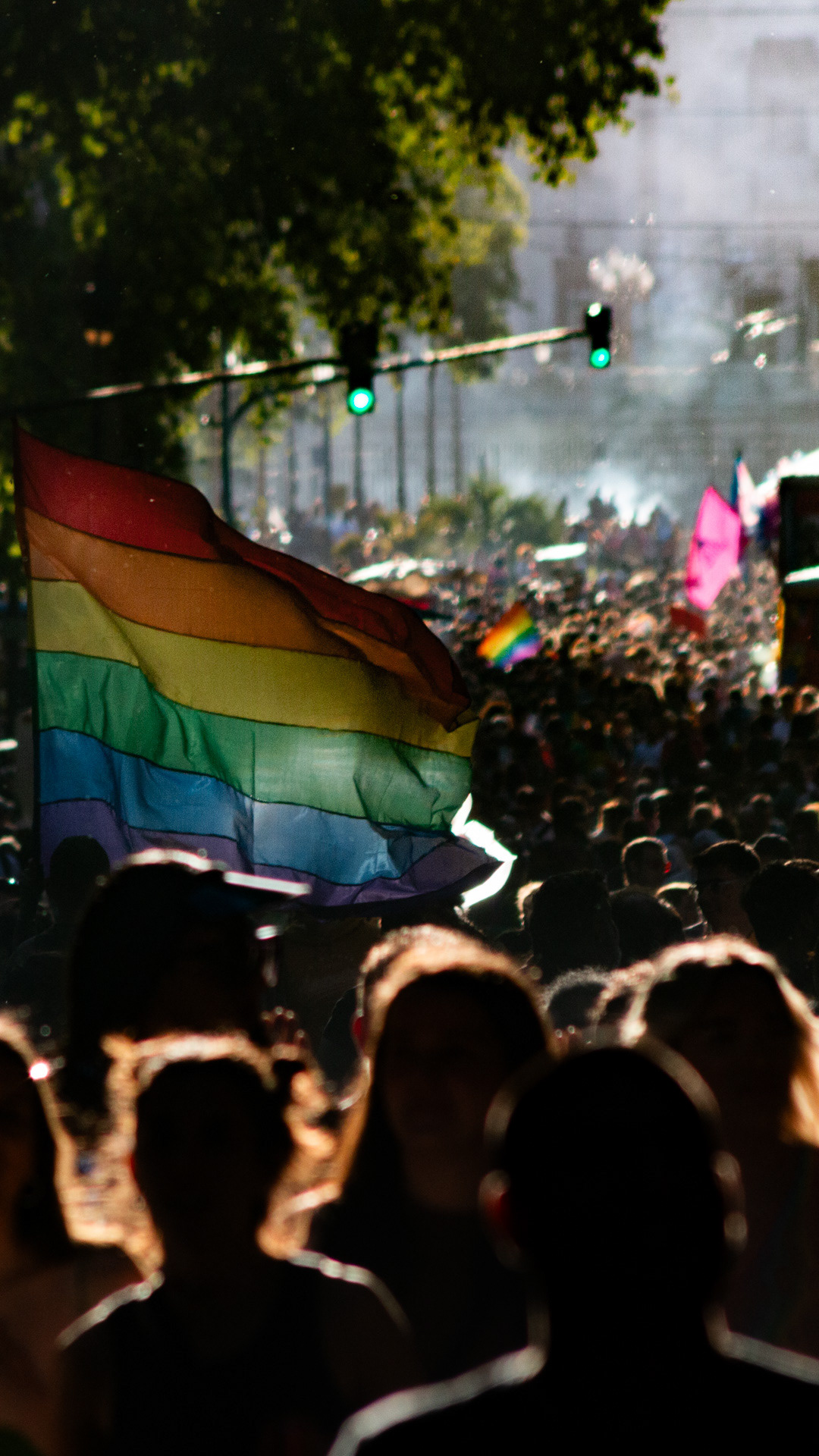 31º Marcha del Orgullo de Buenos Aires bajo las consignas "Ley integral trans, Ley anti-discriminatoria y sí al lenguaje inclusivo" en la Ciudad Autónoma de Buenos Aires, Argentina el 5 de noviembre de 2022.