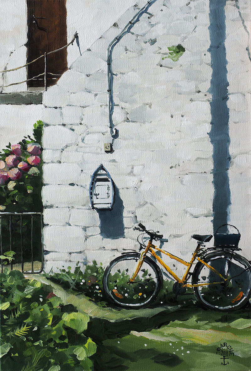Réf. H-18.034 - Le vélo sous la boite aux lettres, Kerno, Ile aux Moines. Huile sur toile 27x41 cm - Col. Particulière