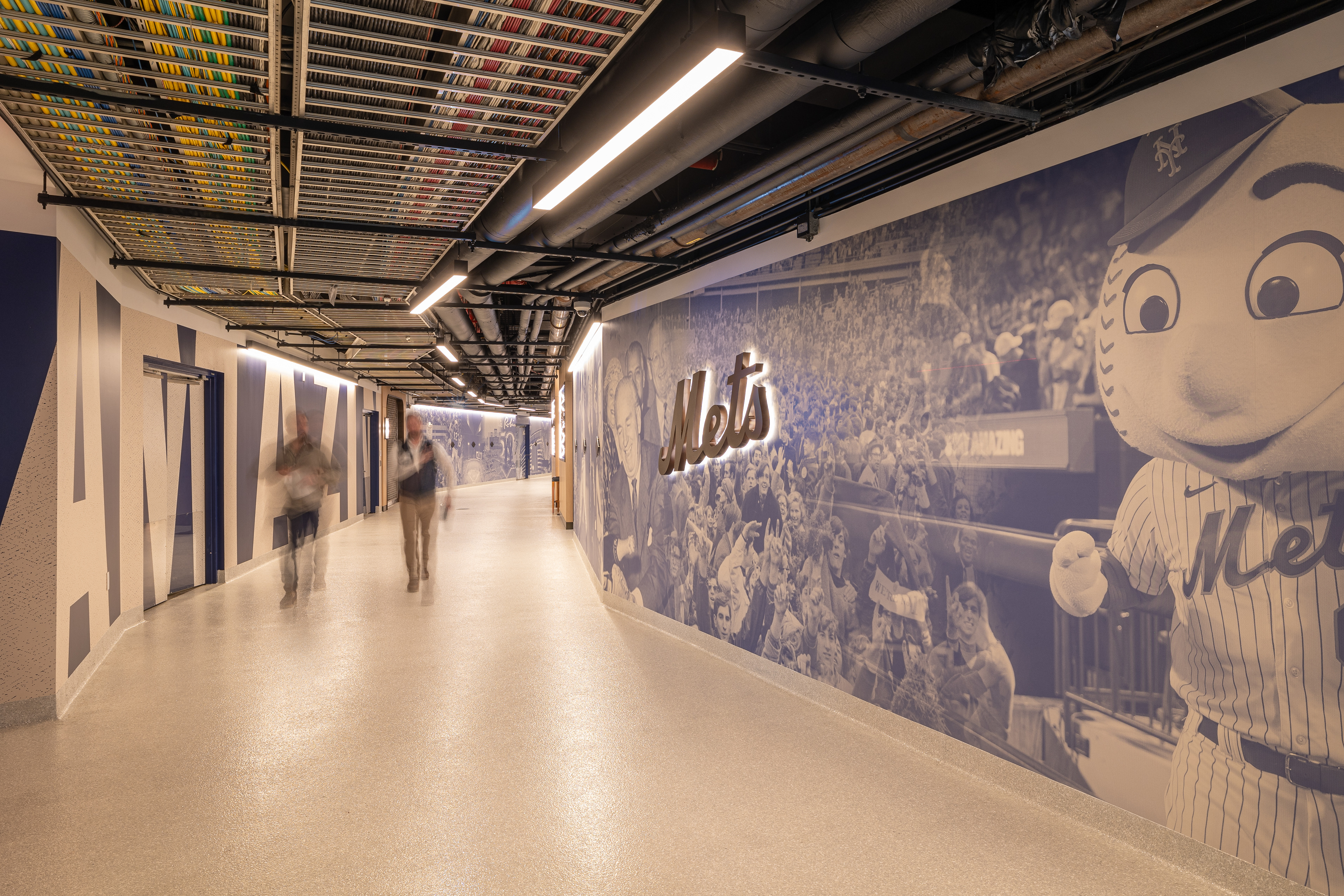 Hallway at Citi Filed Mets designed by drive21