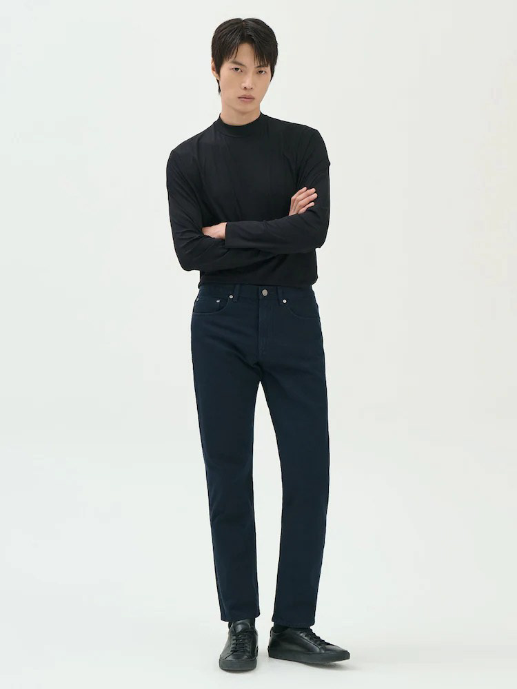 Theory Perform Tee Long Sleeve. Imagery from Theory's Korea Website