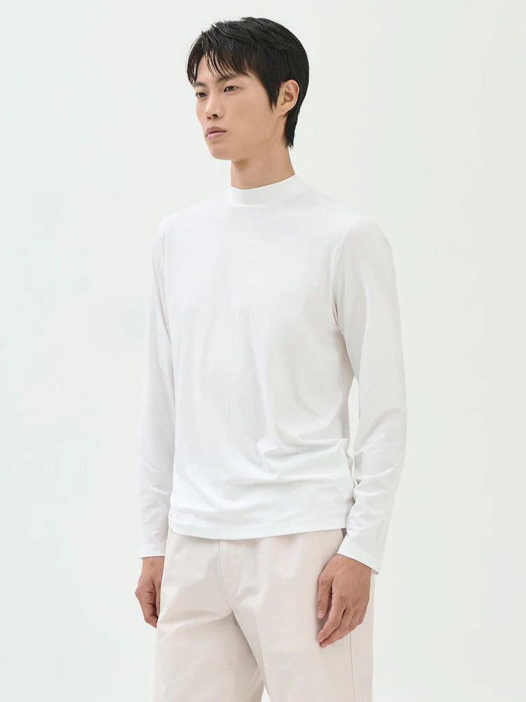 Theory Perform Tee Long Sleeve. Imagery from Theory's Korea Website