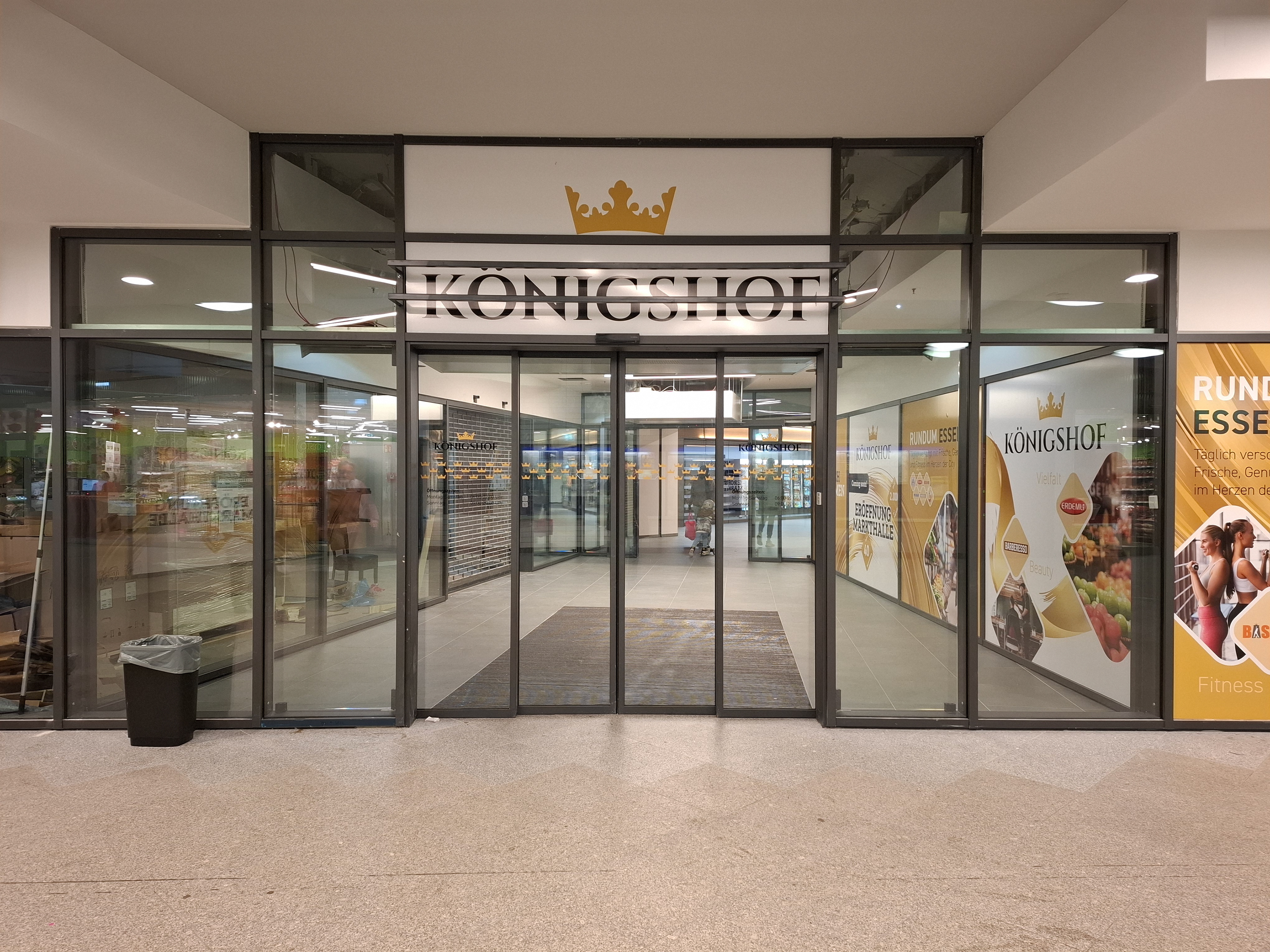 Eingangsbereich Königshof im Basement