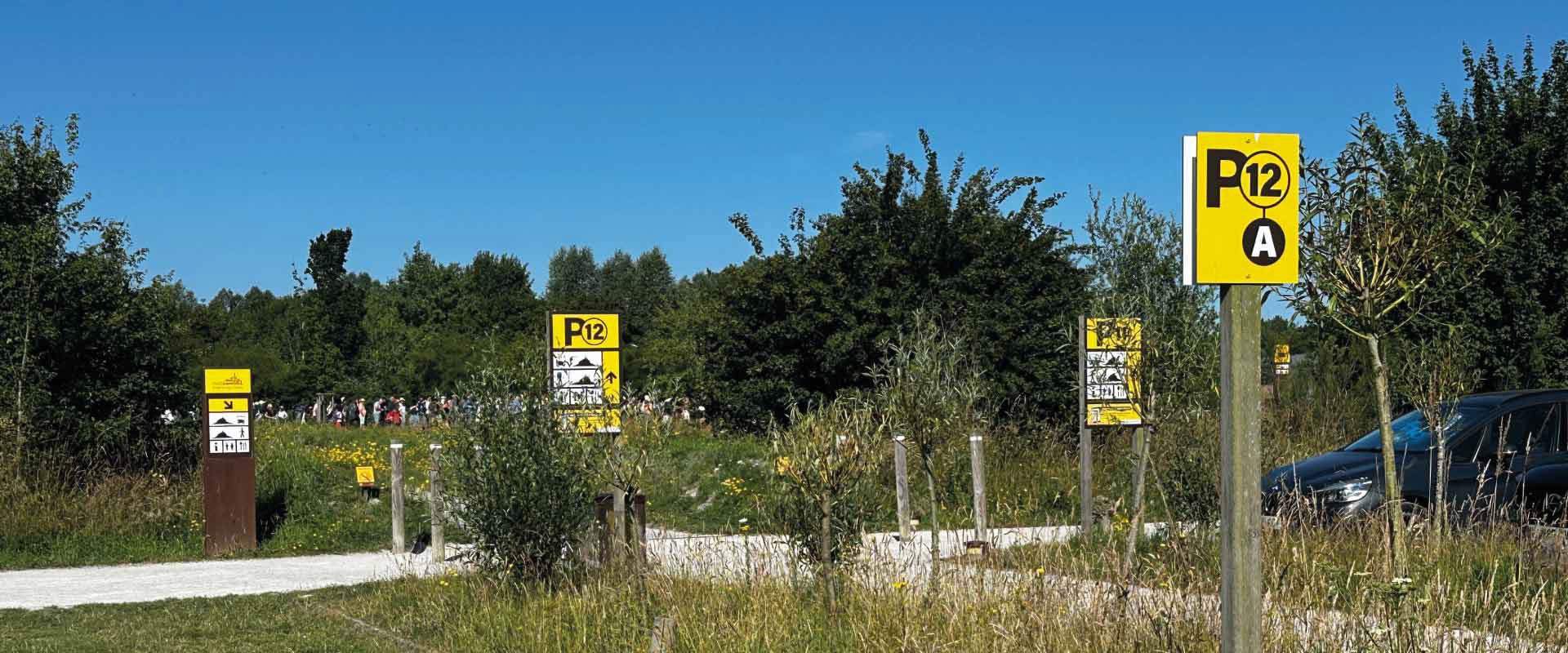 vue d'ensemble de la signalétique d'accès au mont-saint-michel