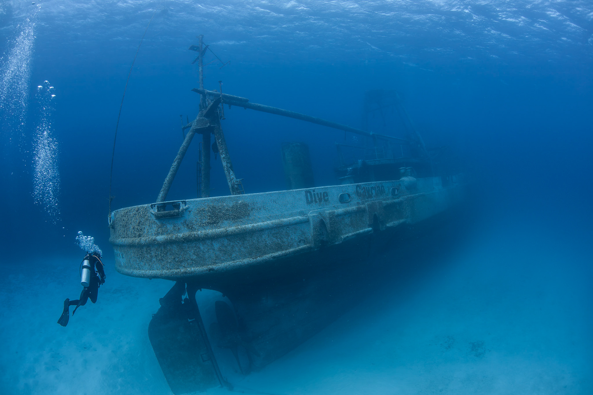 USS KITTIWAKE, GRAND CAYMAN